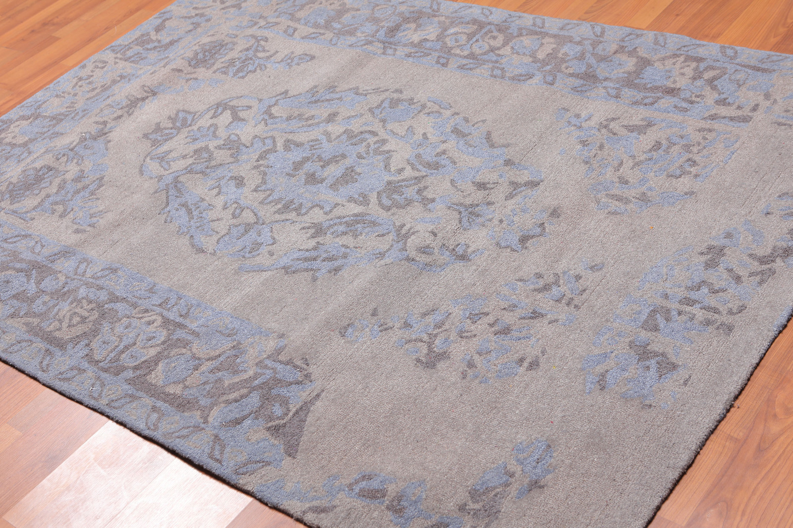 5’3″ x 7’5″ Handmade Erased pattern Wool Loop & Cut pile Area Rug AOR9847 Taupe