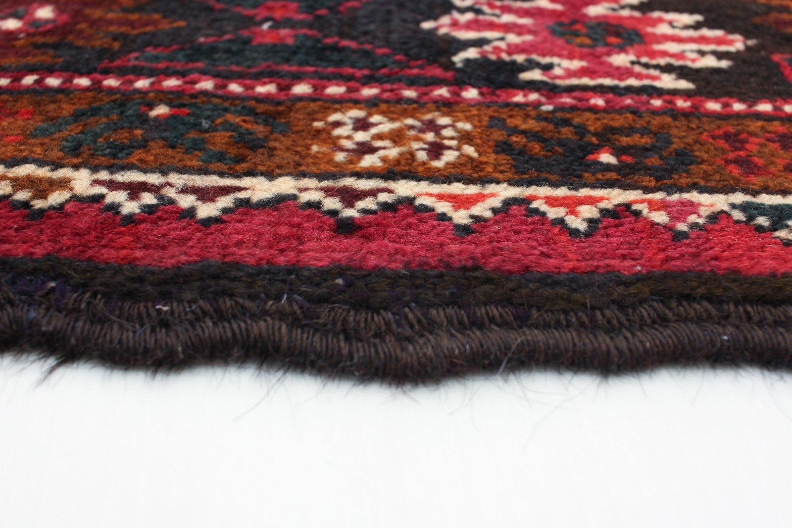 Traditional Hand-knotted Carpet 4’4″ x 9’0″ Wool Oriental Area Rug