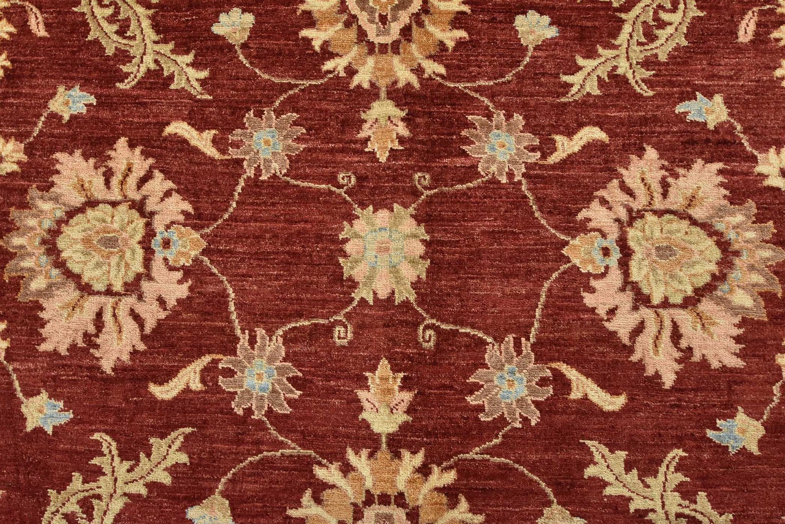 Ziegler Rug 8’11” x 11’9” Red Wool Traditional Hand-Knotted Oriental Carpet