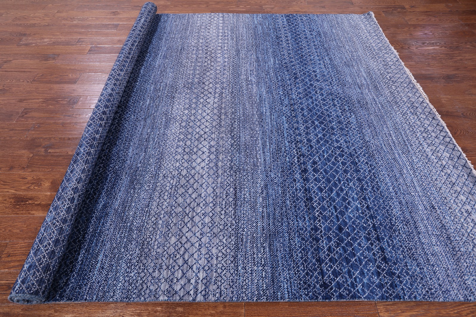 8′ 1″ X 10′ 0″ Savannah Grass Handmade Wool Rug – Q13261