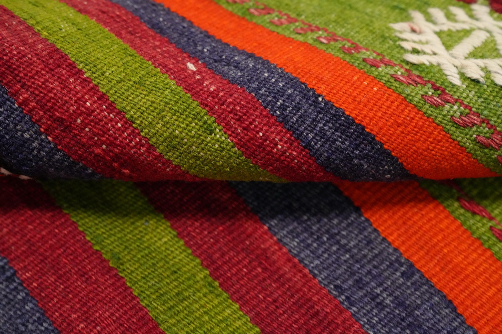 Vegetable Dye Kilim Area Rug 6×11 Flat-Weave Geometric Oriental Reversible Rug