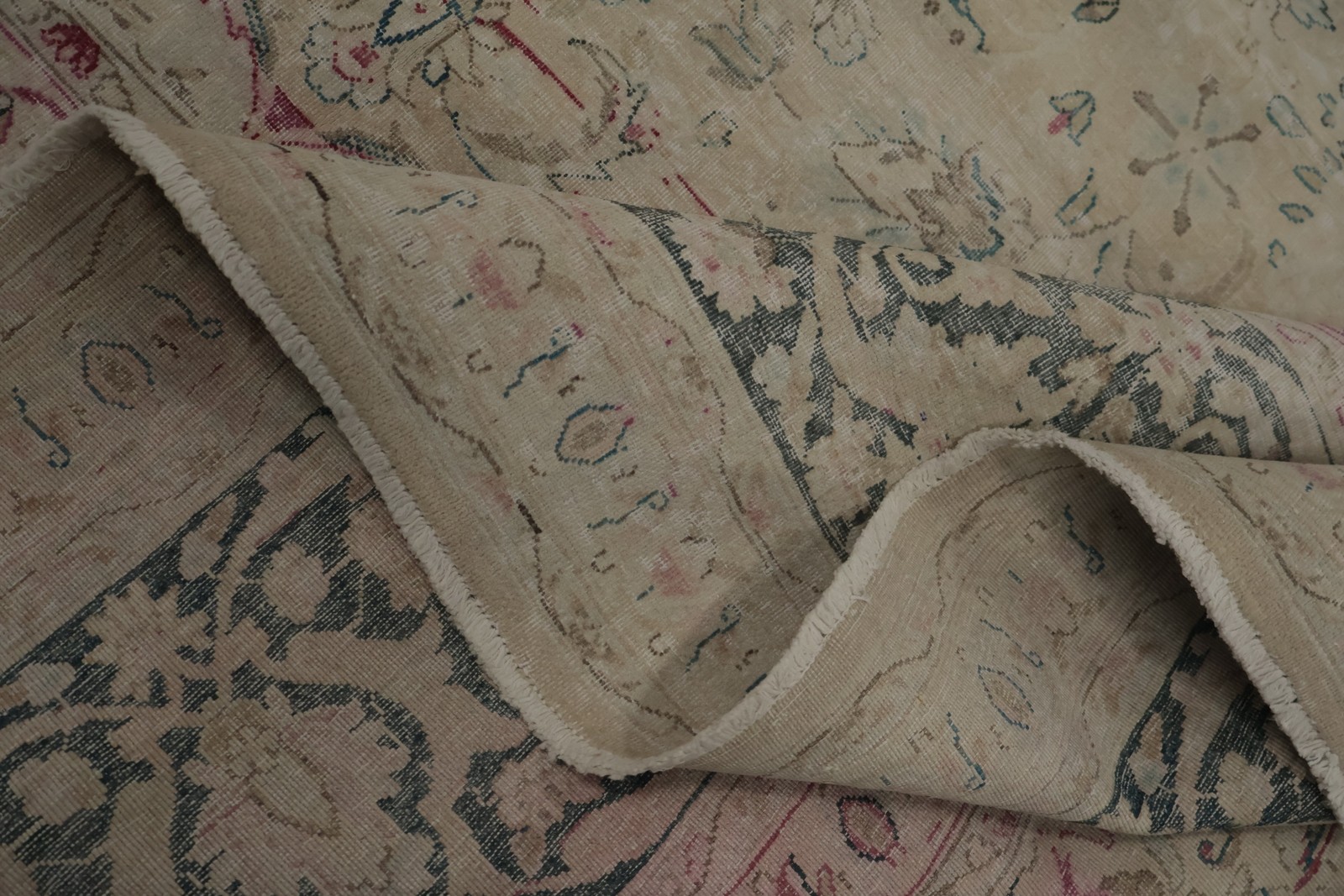 Classic Distressed Large Rug Handmade Traditional in Subtle Earthy Tones 10×13