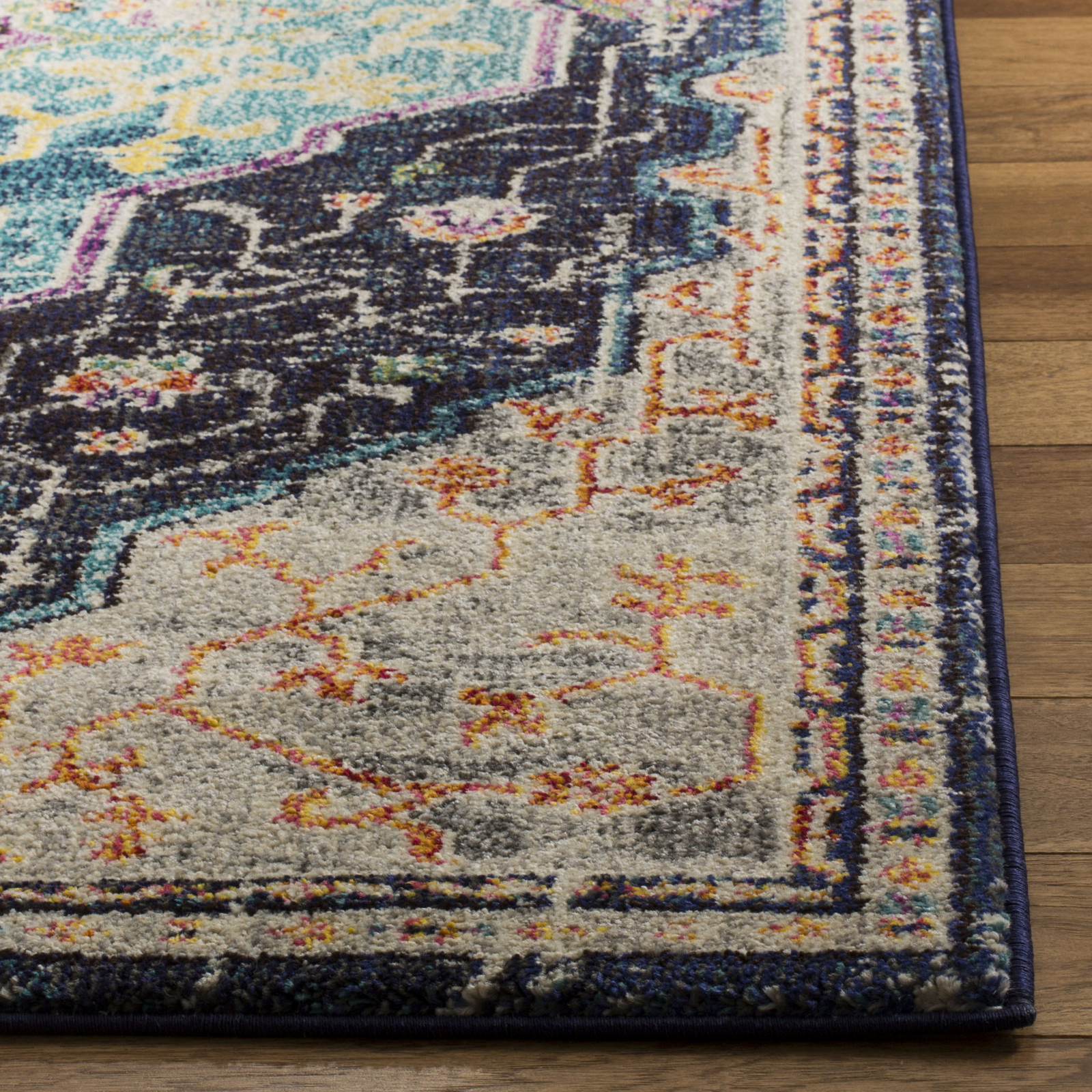 Safavieh Classic Texture Black / Blue Vintage Area Rug MNC249Z