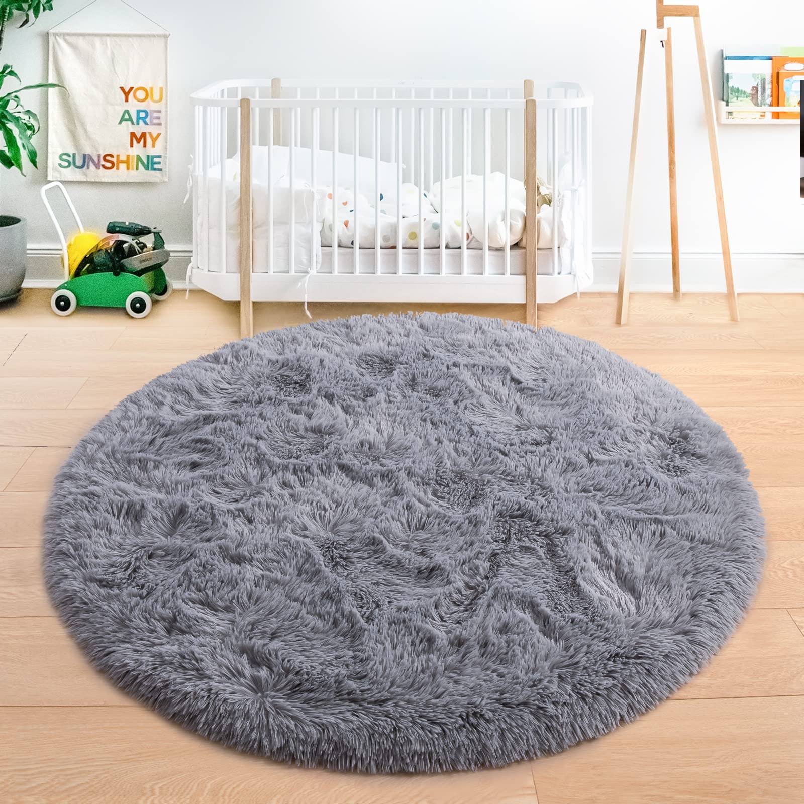junovo Round Rug 4×4 Feet Fluffy Soft Area Rugs for Kids Girls Room Princess Cas