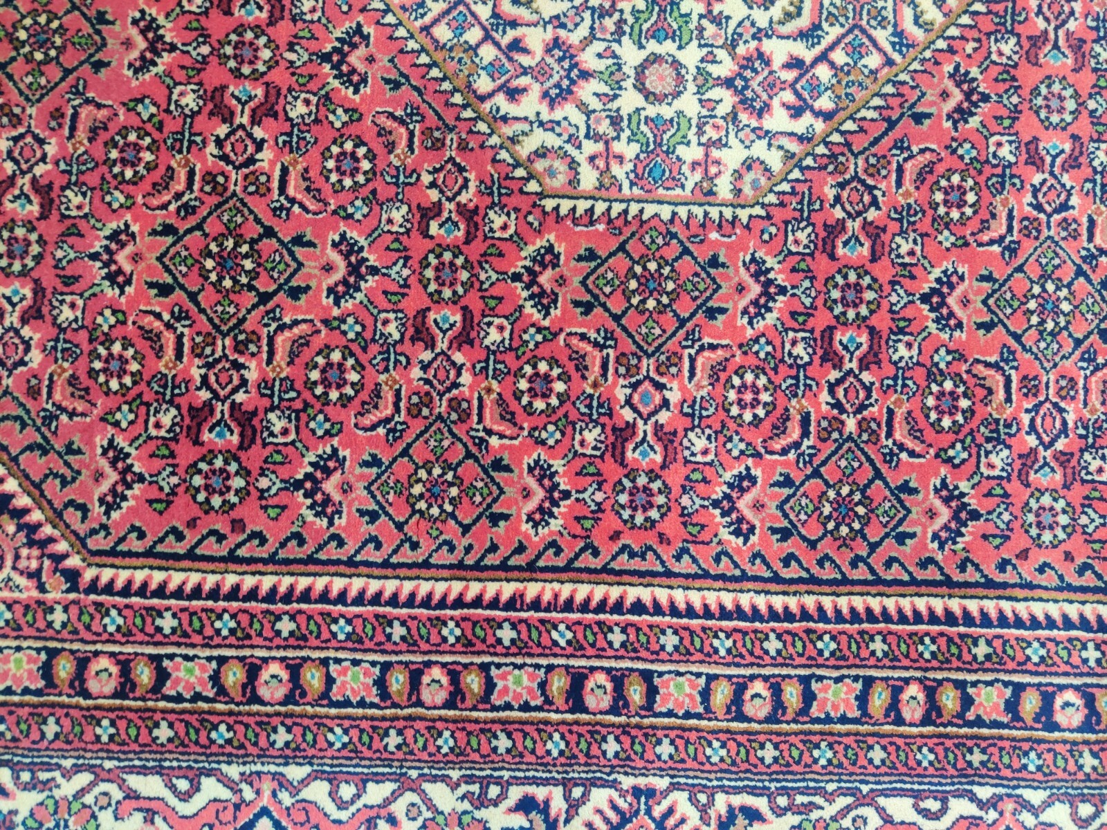 Vintage Hand Knotted Area Rug 100% Wool Red CreBijar Medallion 140×200 cm