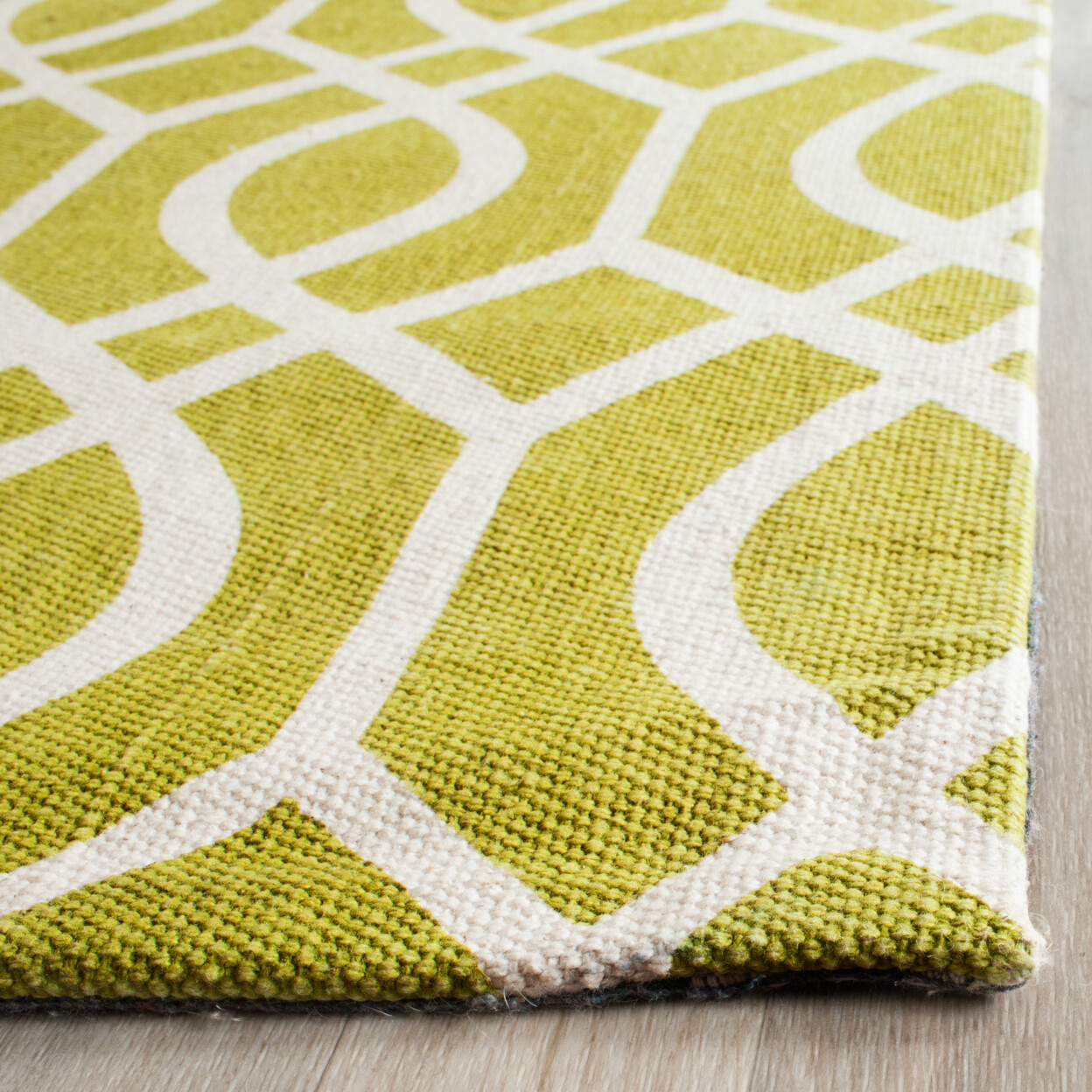 SAFAVIEH Cedar Brook CDR141B Handmade Lime / Ivory Rug