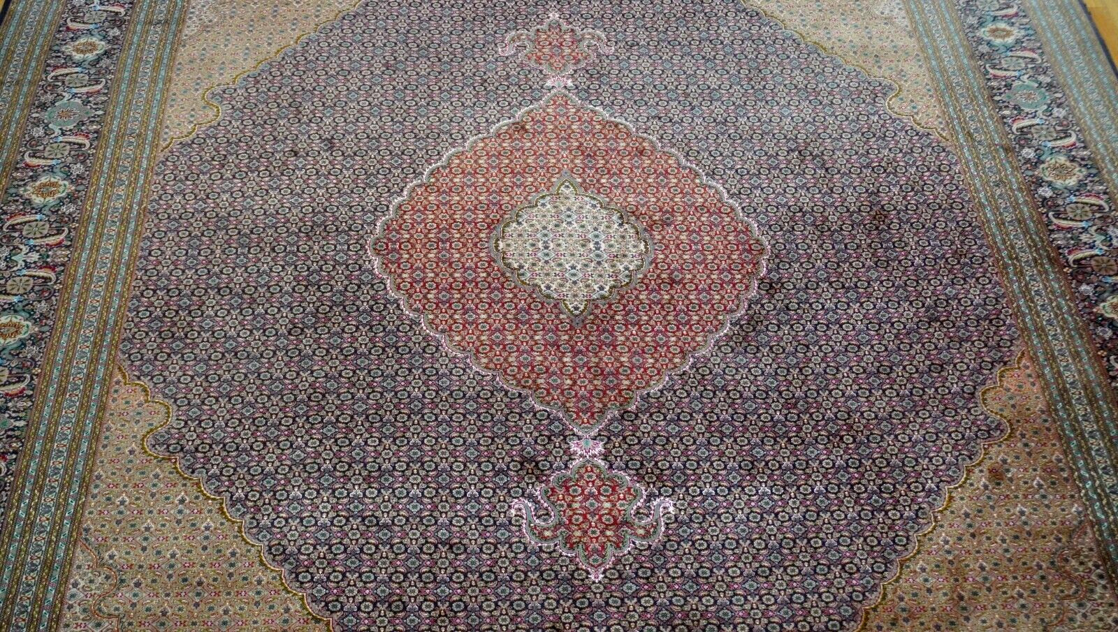 Superb Silk & Wool Tabrizz Hand Knotted Oriental Rug 9’8″ x 13’3″