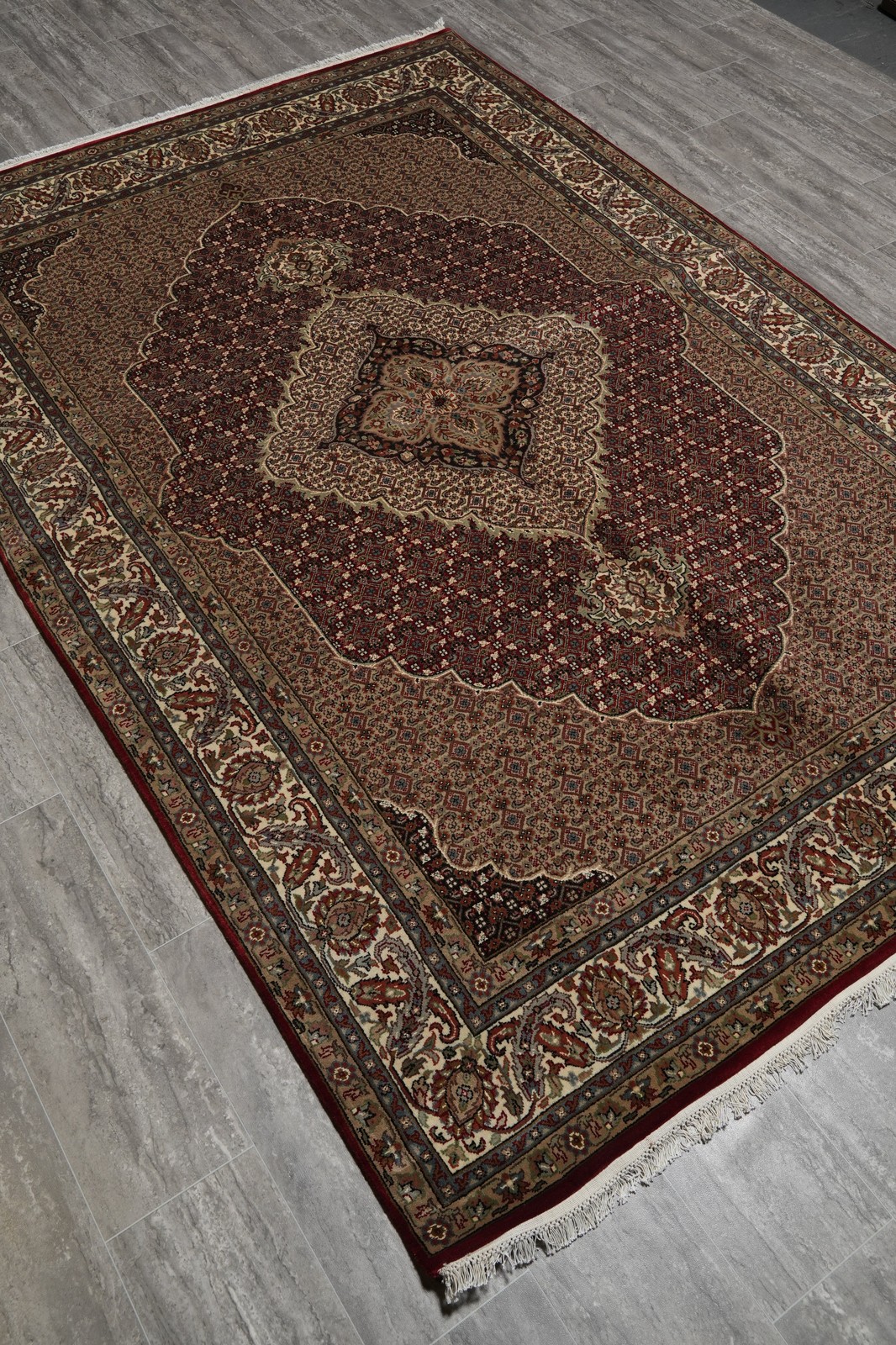 5.8 x 8.3 Wool and Silk Tabriiz Mahii Rug Pom Roby #F-3076