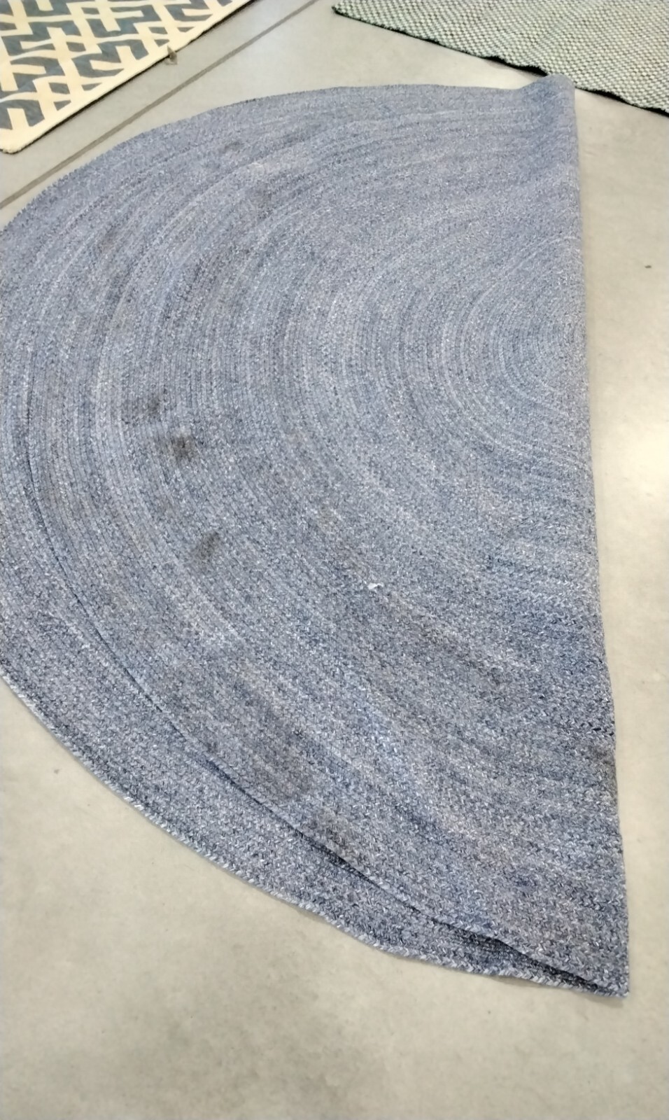 BLUE 10′ X 10′ Round Loose Threads Rug, Reduced Price 1172718201 BRD800M-10R