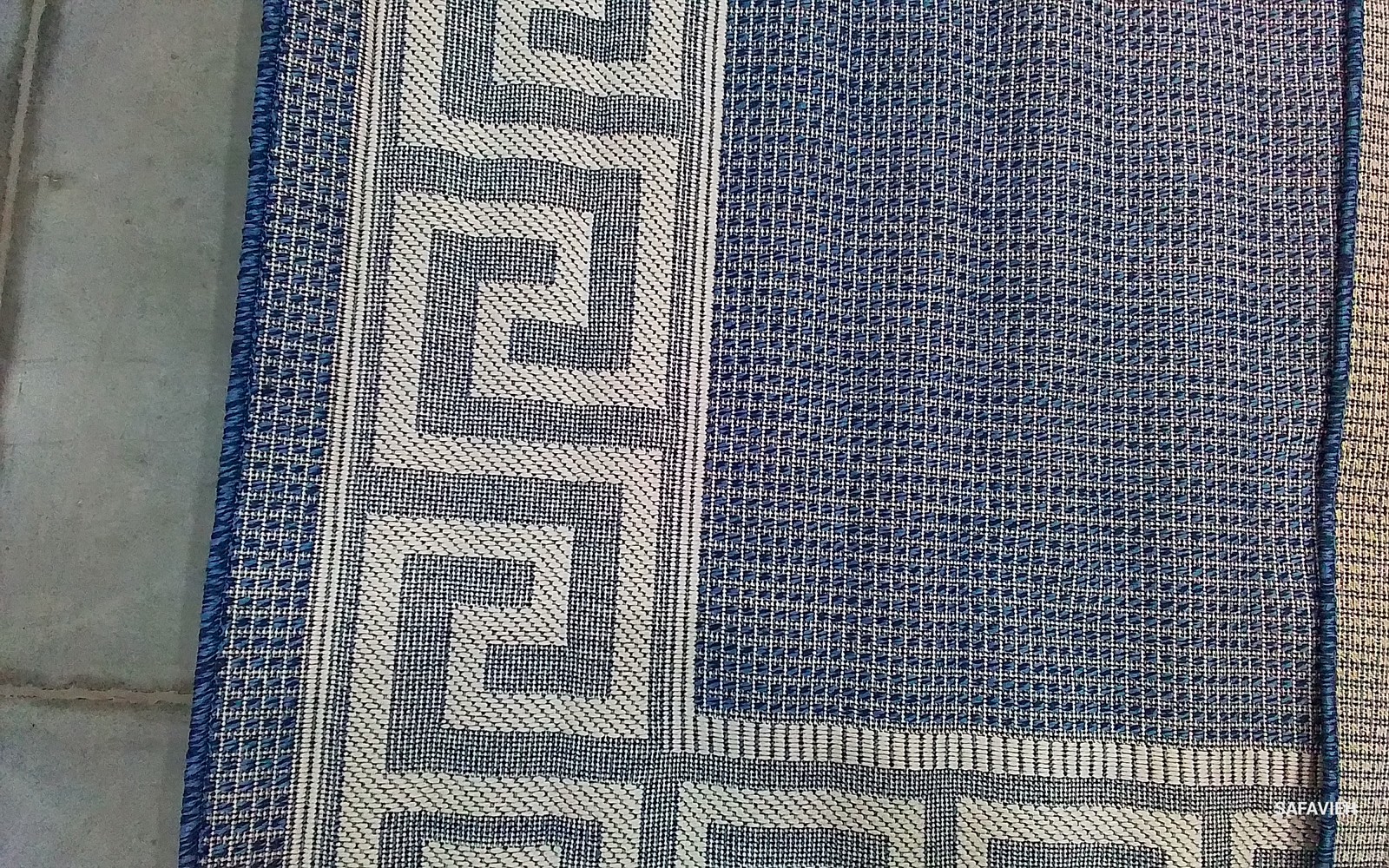 DK BLUE / IVORY 6′-7″ x 9′-2″ Back Stain Rug, Reduced Price 1172808350 BMU820M-6