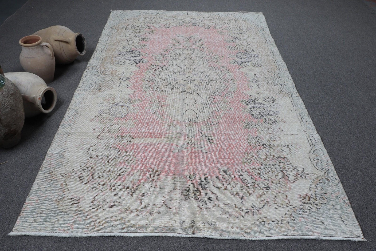 Vintage Rug, 5,4×8,4 ft Large Rug, White Pink Rug Wool Rug