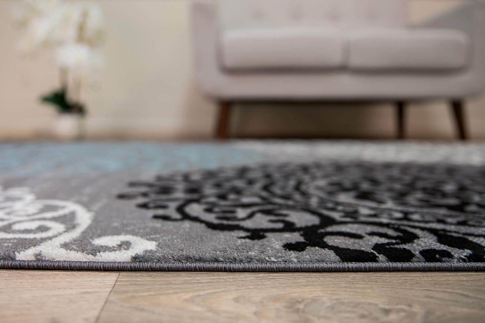 Contemporary Modern Floral Perfect for high Traffic Areas of Your Living Room…