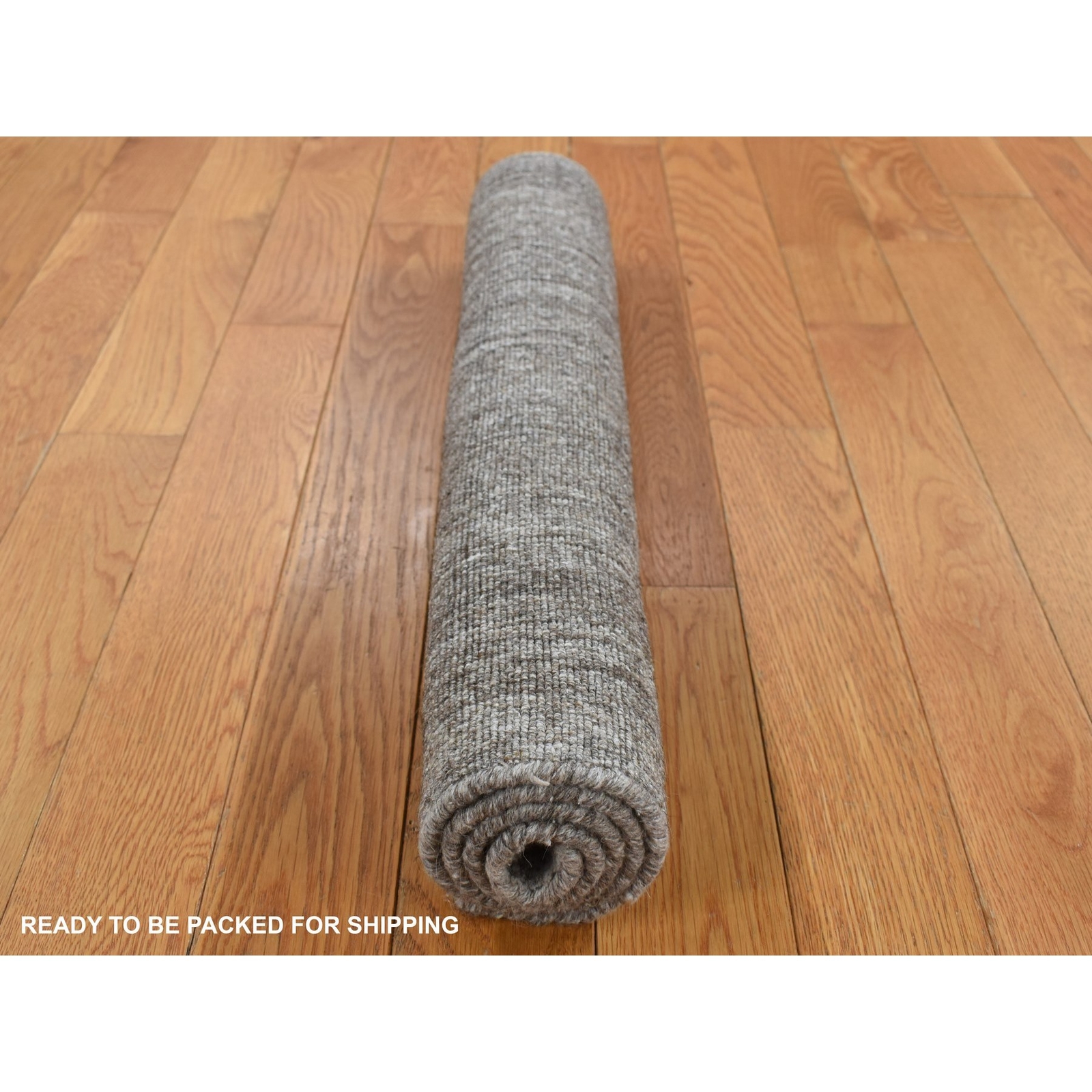 2′ x 3′ Taupe Gray Tone on Tone Chevron Design Hand Loomed Wool Rug R87835
