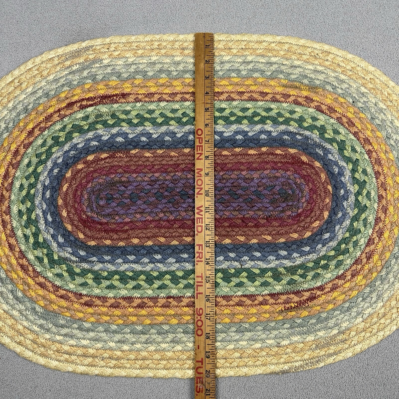 20×30” Braided Multicolor Oval Rug Gradient Rainbow Low Profile Natural Fibers