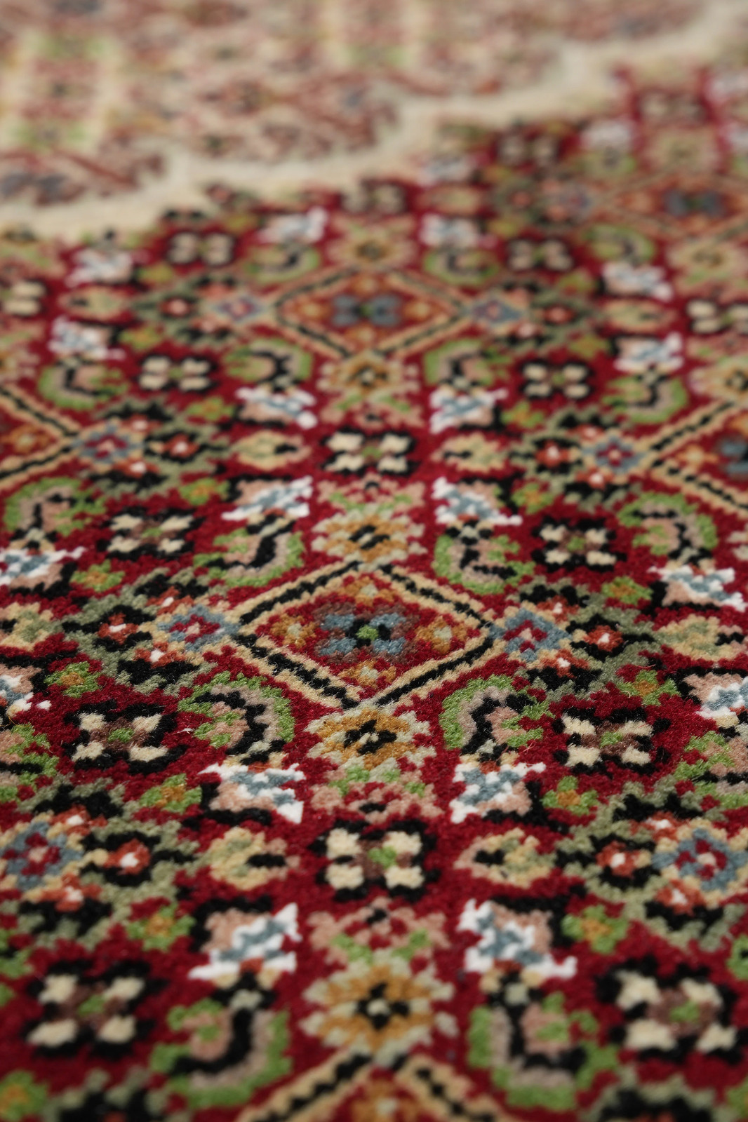 5 x 5 Feet Mahii Herrati Tabriiz Rug Wool and Silk Carpet #F-4633a