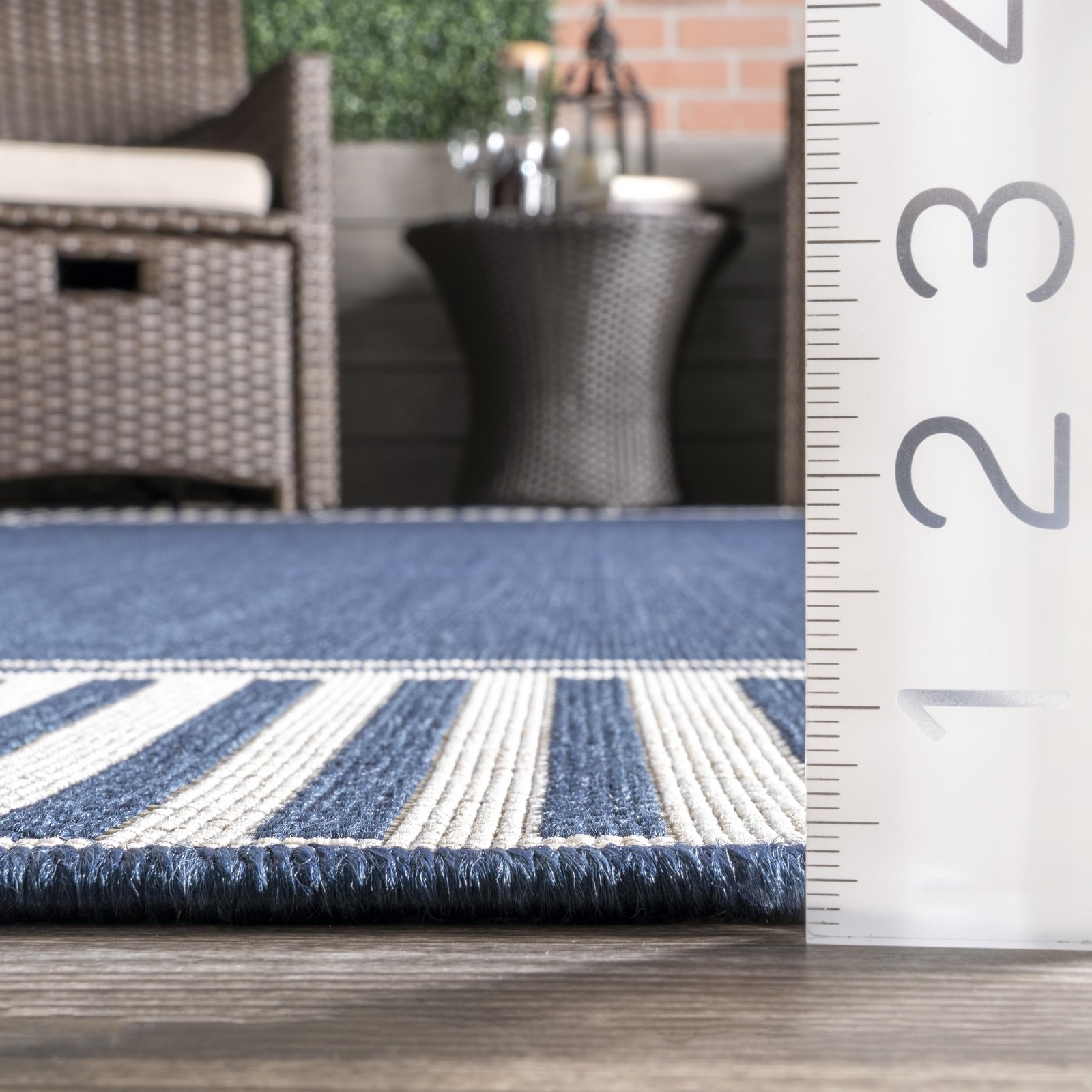 Nuloom Asha Navy/Ivory Area Rug 3’6″ x 5′ Indoor Outdoor Patio Deck Porch