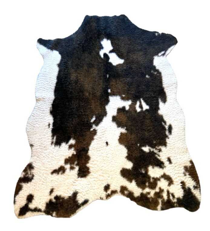 Faux Hair-on-Hide Cow Print By Loloi II Grand Canyon GC-05 Area Rug 3′-10″ x 5′
