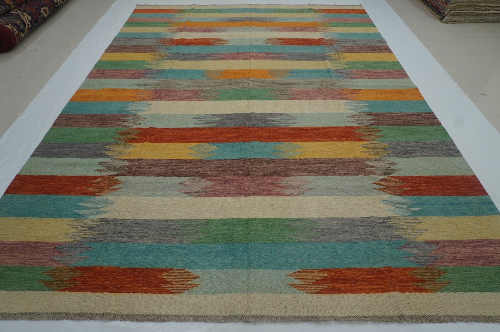 8×11 ft Multicolor Afghan Handmade Modern Wool Kilim Rug (8’6″x11’5″)