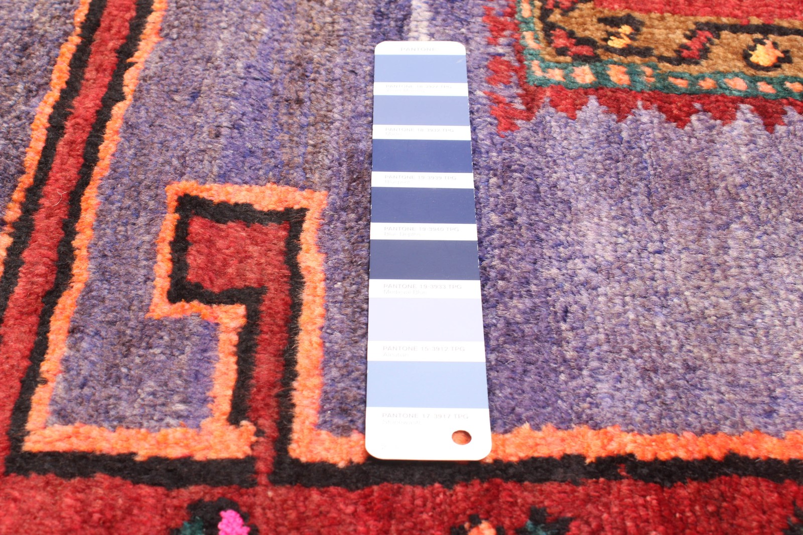 Vintage Hand-Knotted Carpet 4’4″ x 6’6″ Traditional Oriental Wool Area Rug