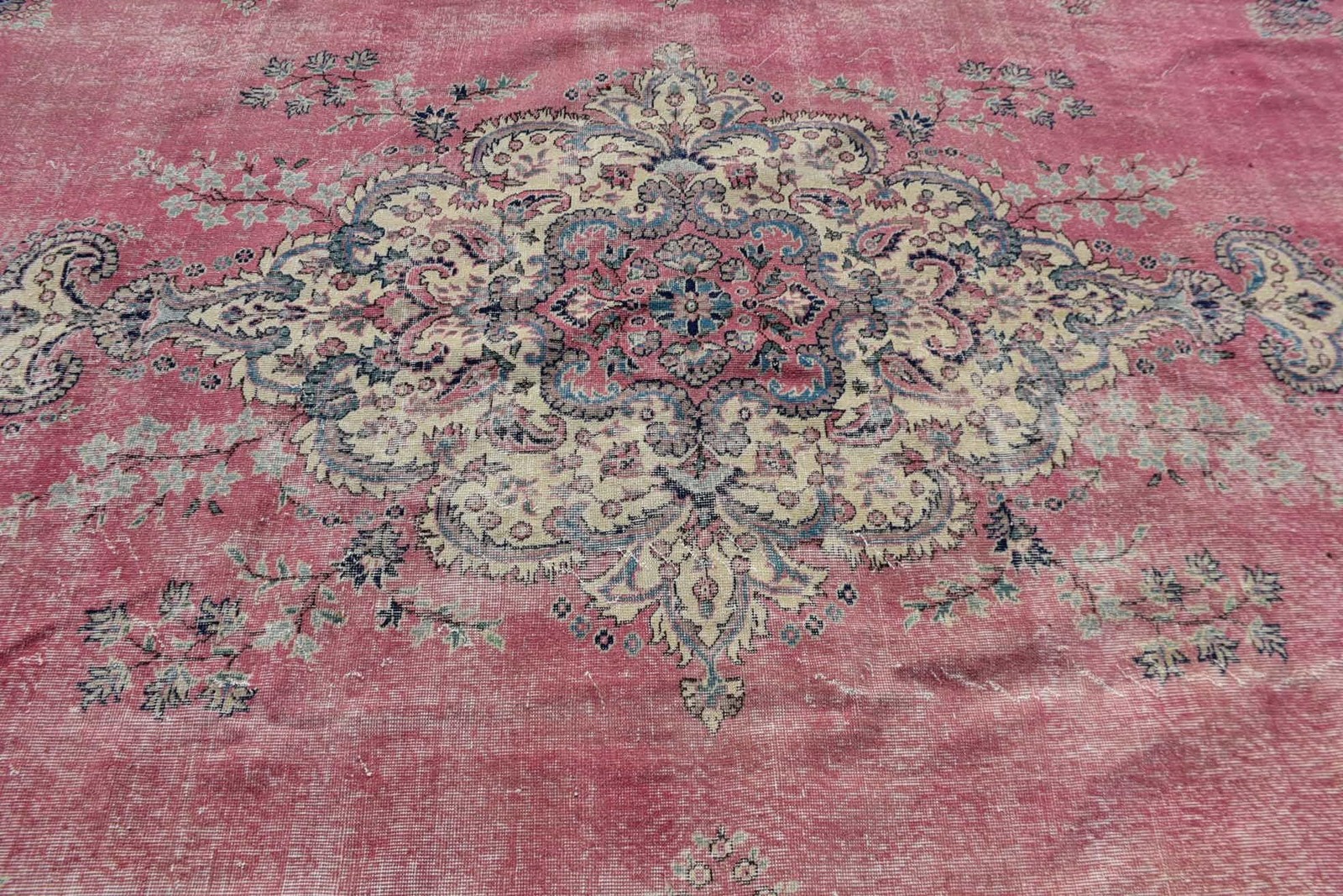 Turkish Vintage Oversize Rug 8,8×12,1 ft (268×370 cm), Red Floral Rug Rug