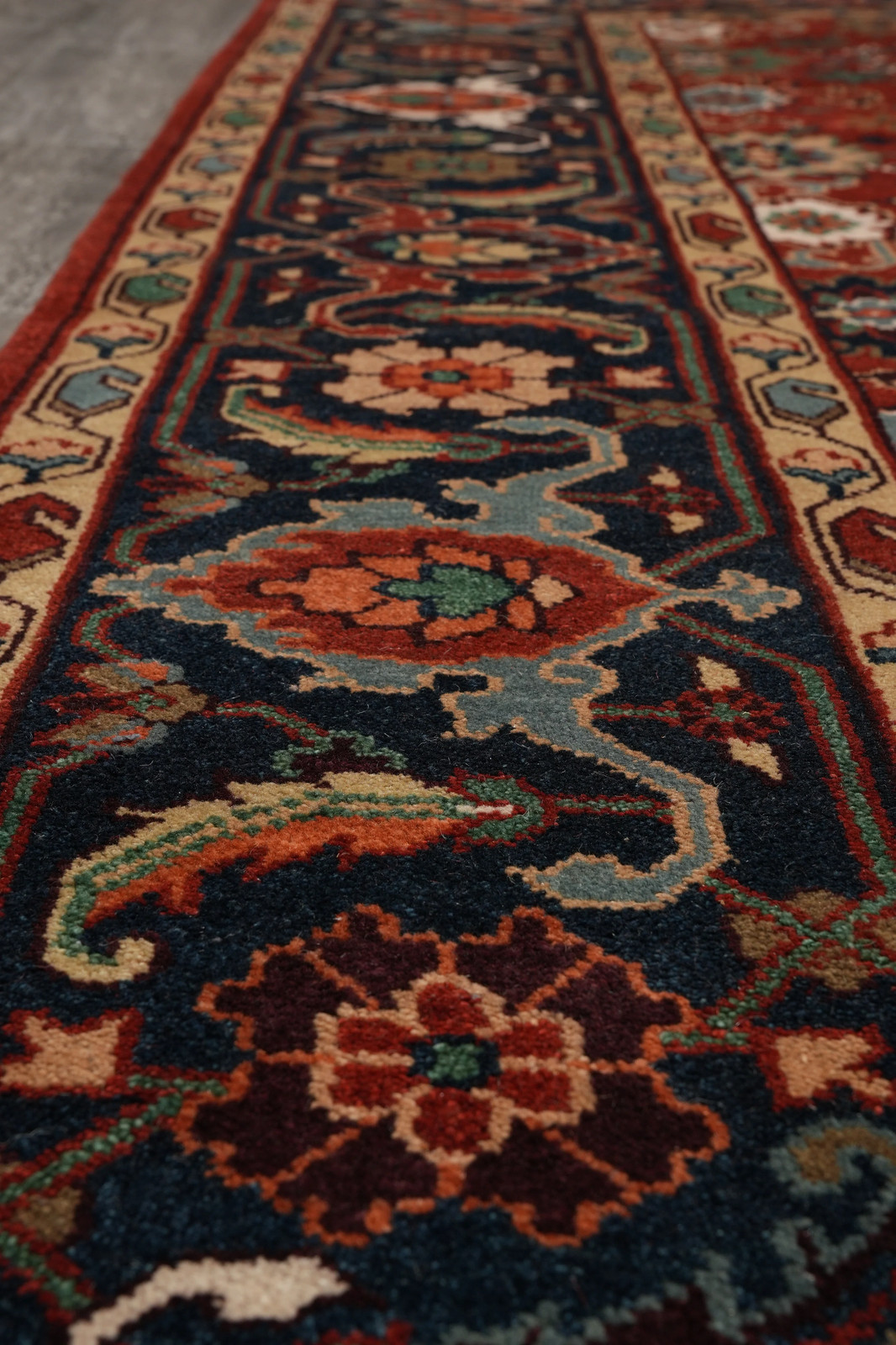 9 x 12 New Mahaal Rug #F-4601