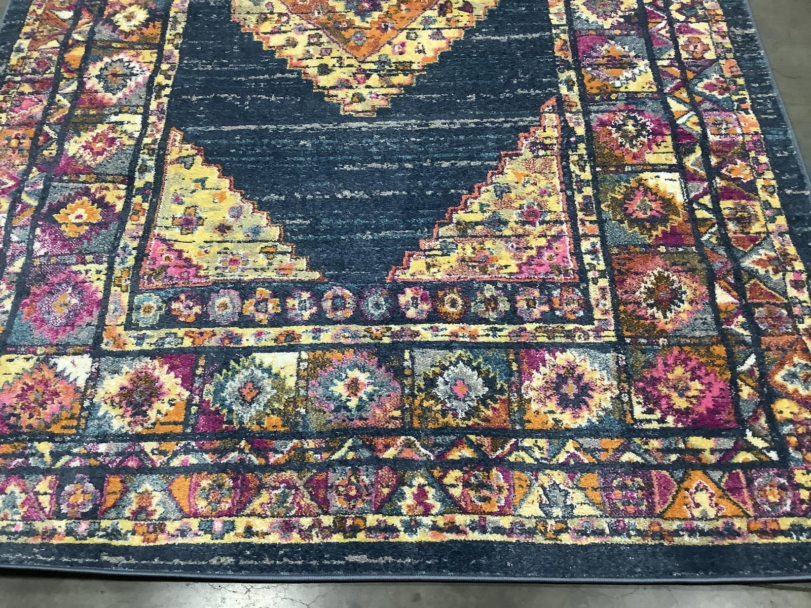 BLUE / FUCHSIA 6′-0″ x 9′-0″ Flaw in Rug, Reduced Price 1172682327 MAD133C-6