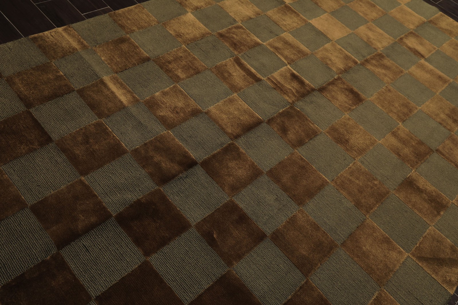 6’1”x9’3” Tibetano Hand Knotted Wool & Silk Olive Tibetan loop n Cut pile Rug