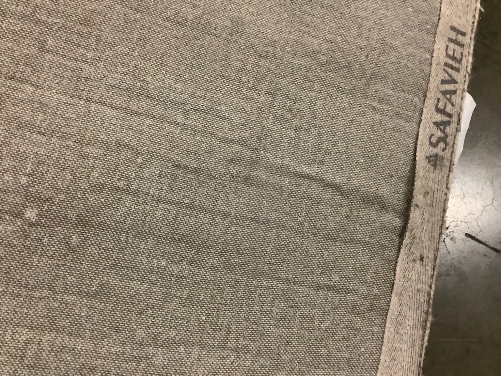 LIGHT GREY / IVORY 8′ X 10′ Broken Thread Rug Reduced Price 1172674272 MLP178F-8