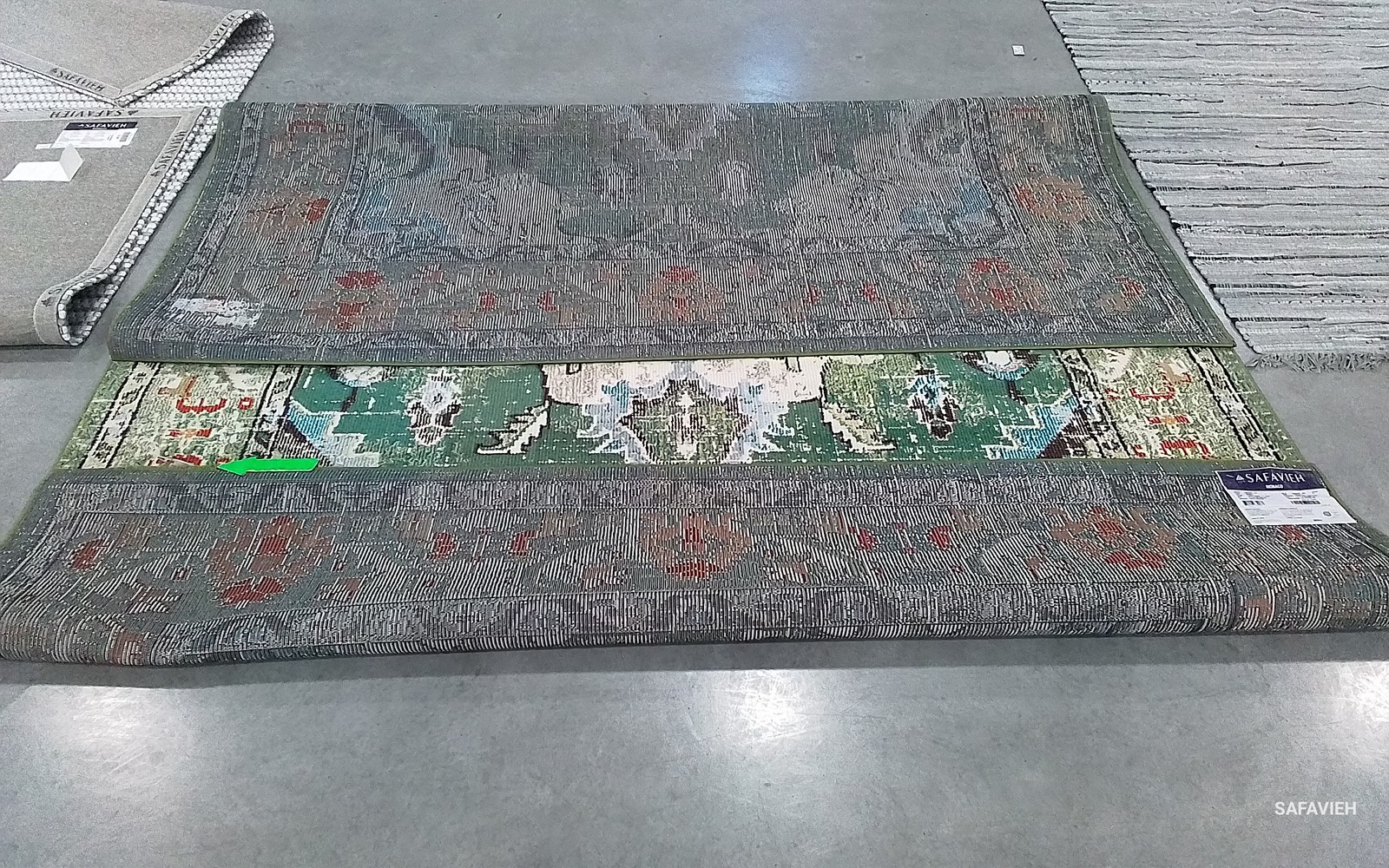 FTGREEN LBLUE 8′-0″ x 10′-0″ Back Stain Rug Reduced Price 1172793019 MNC243F-810