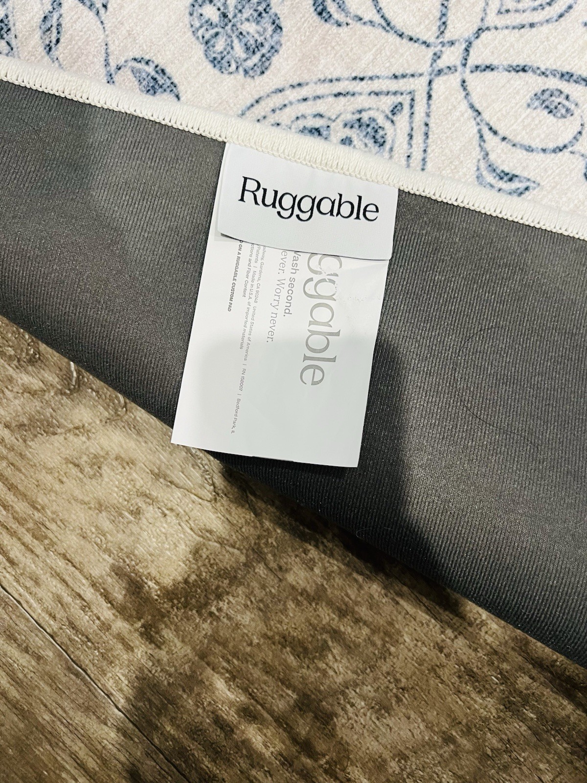 Ruggable 4×6 Area Rug No Pad Never Used New Machine Washable