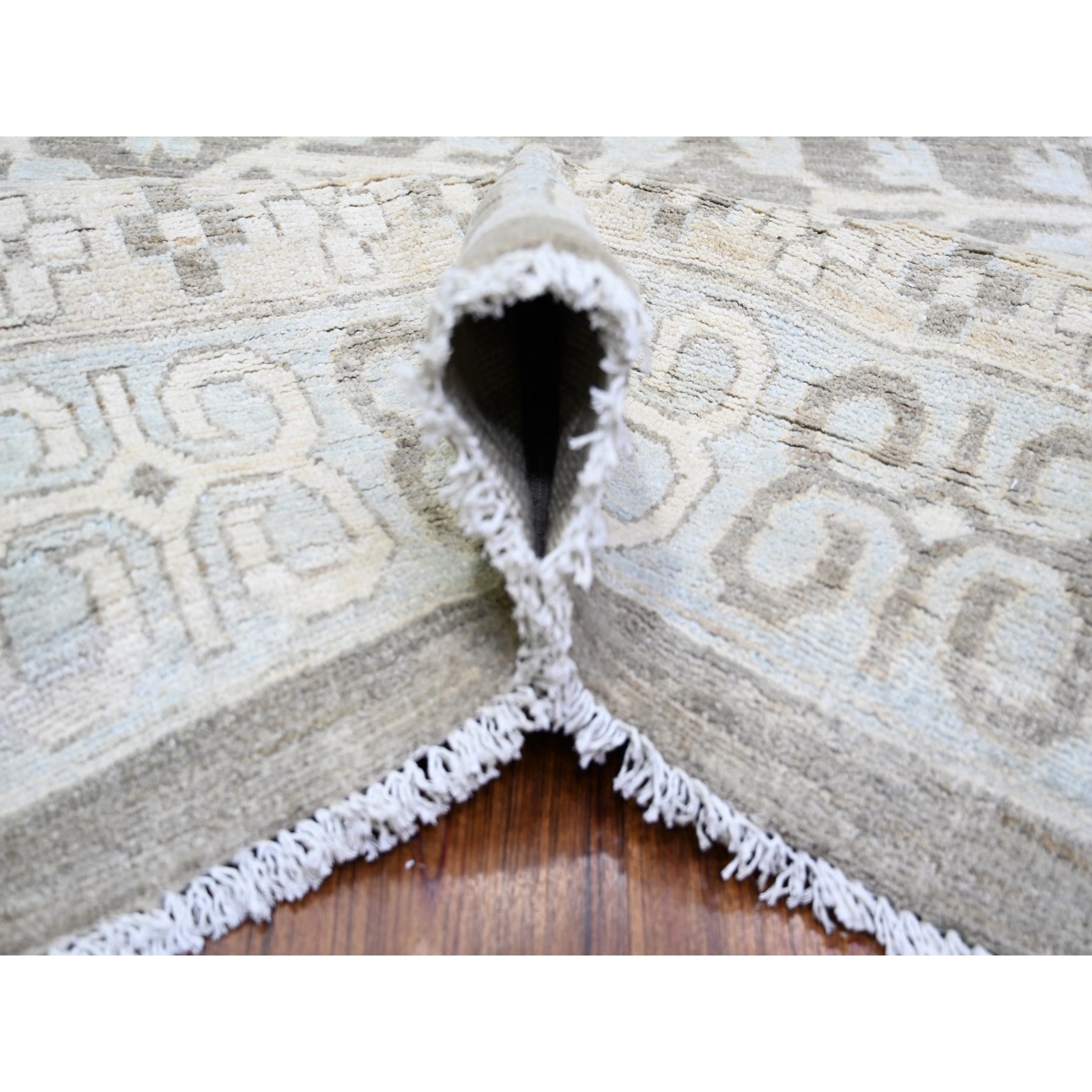 11’2″x14’3″ Gray Washed Out Peshawar Hand Knotted Pure Wool Oversized Rug R73281