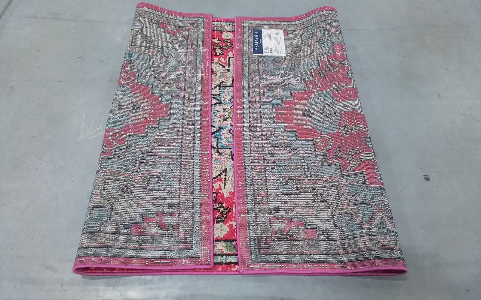 FUCHSIA / BLUE 4′-0″ x 6′-0″ Flaw in Rug, Reduced Price 3172810636 MAD473A-4