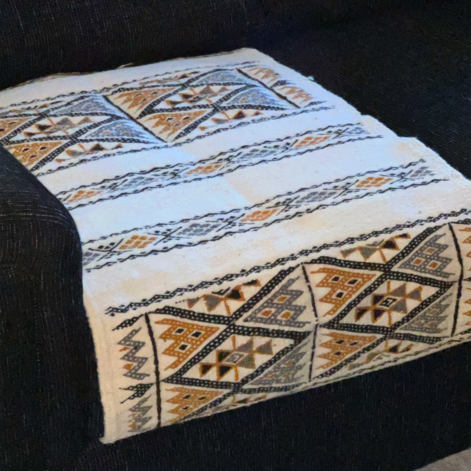Algerian Amazigh Traditional Rug White w/ brown & black From the M’zab Valley
