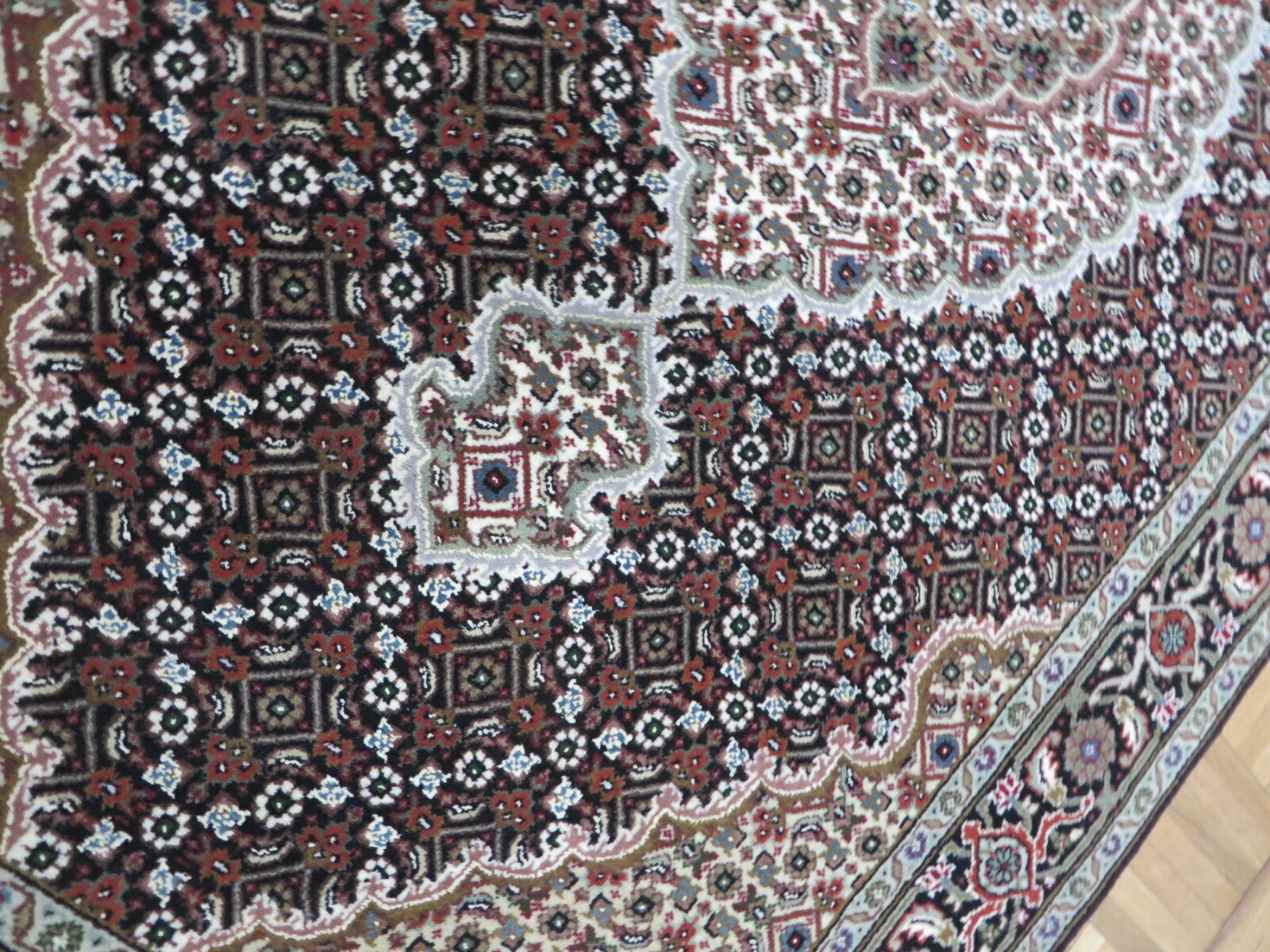 3 X 5’4 Hand Knotted Fine Black Mahi Tabrez Rug Wool & Silk G9498