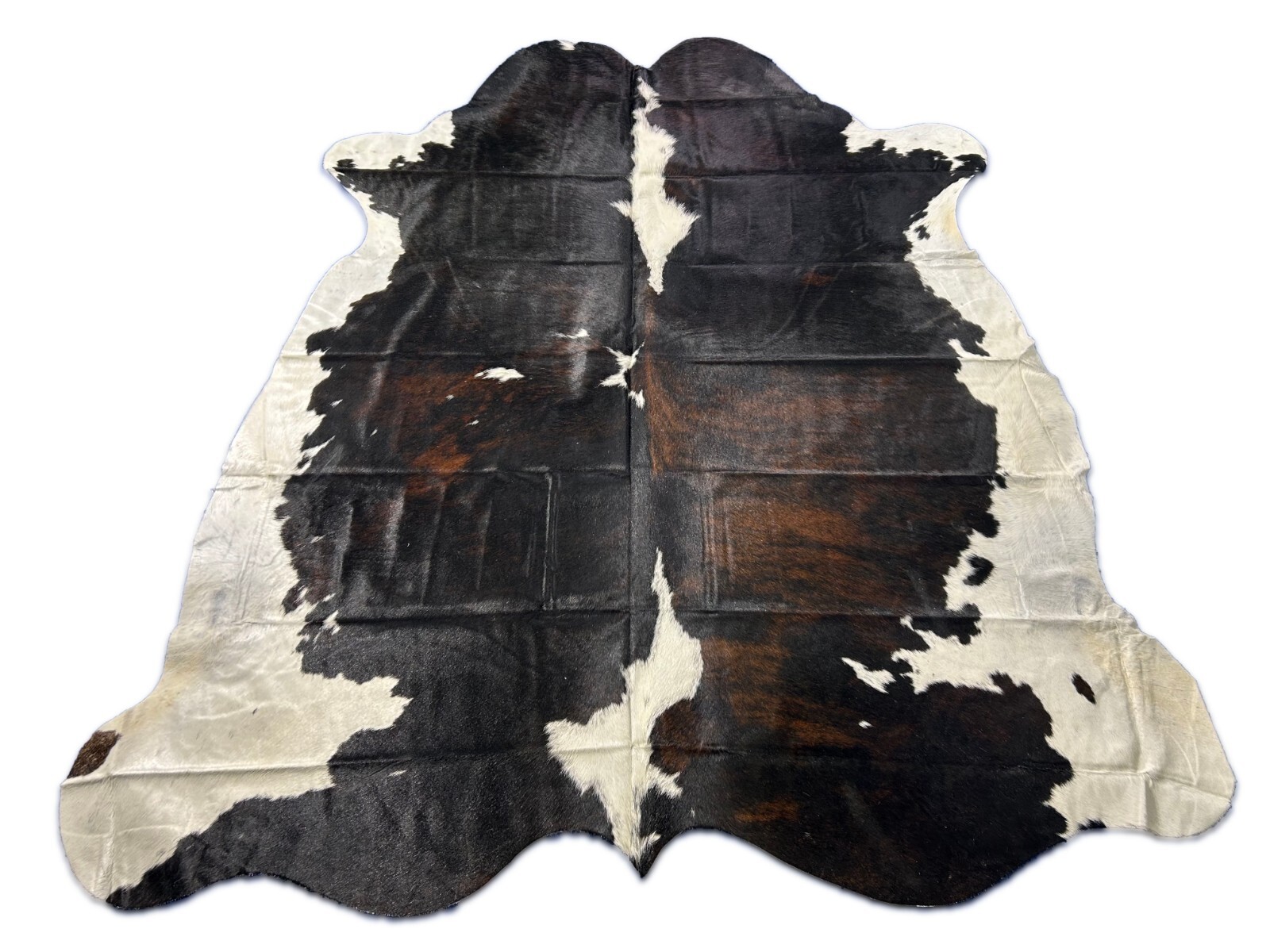 Tricolor Cowhide Rug (Hereford Style) Size: 7×6.5 feet D-373