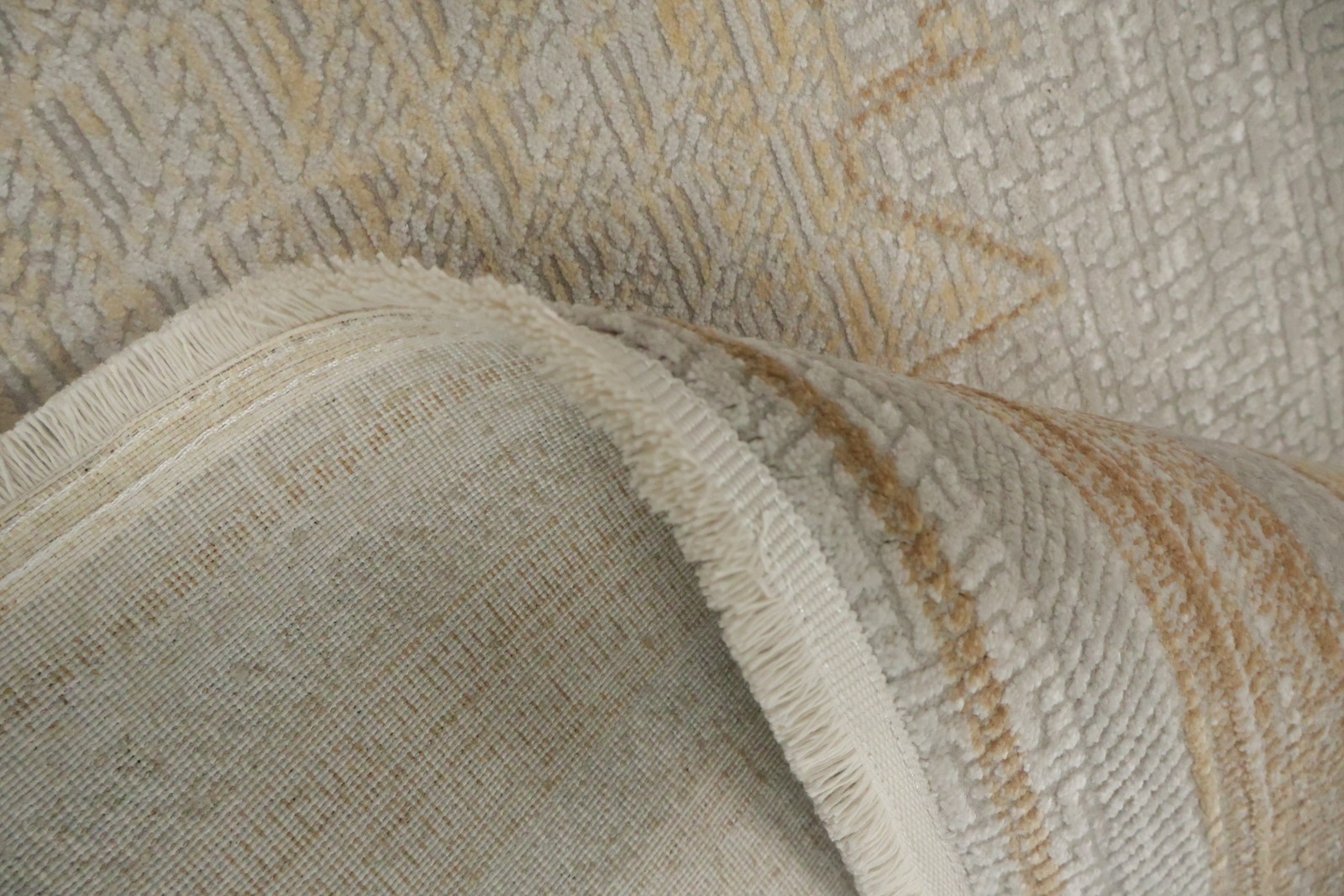 Sophisticated Neutral Toned Rug 5×8 Ft Contemporary Modern Grey Turkish Carpet