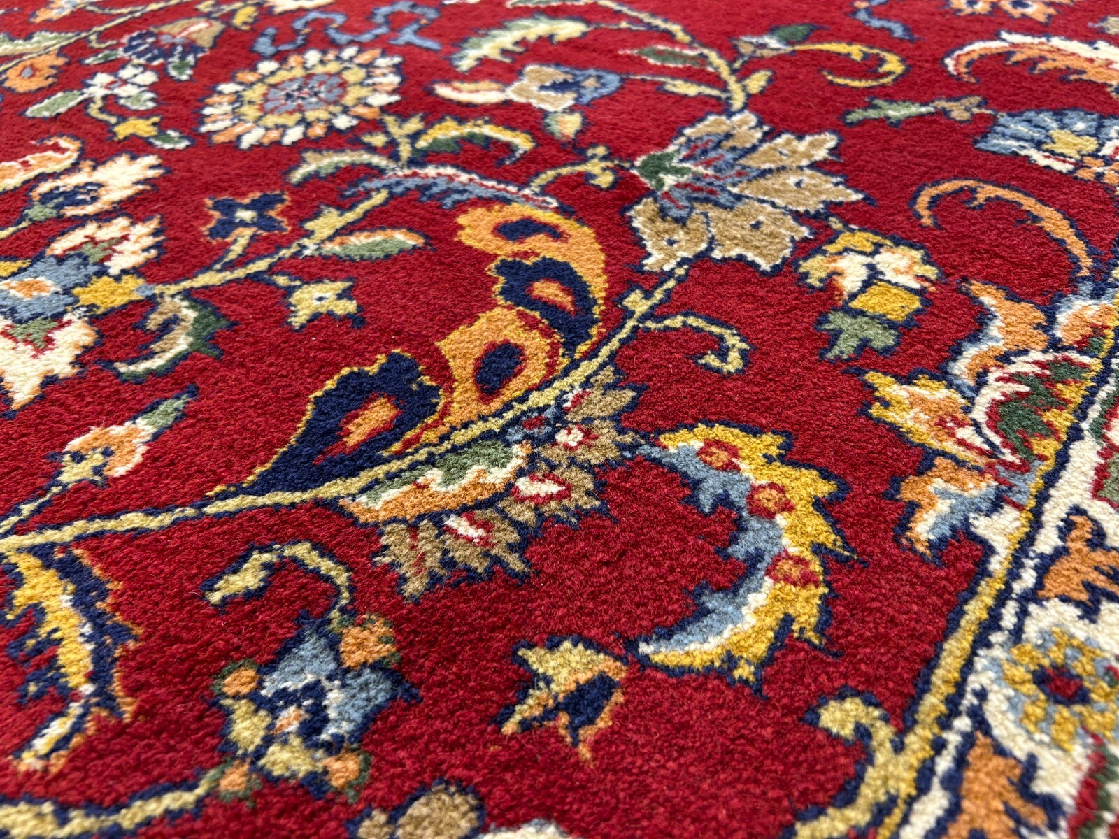 7’11″x9’7″ Hand-Knotted 100% Wool Pile Qume Rug