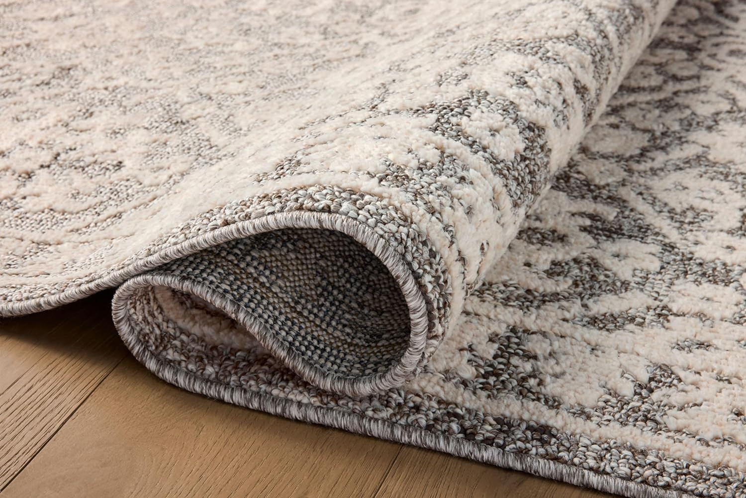 Joanna Gaines Gigi Grey/Ivory Area Rug 5’3″ x 7’6″ – Magnolia Home Collection