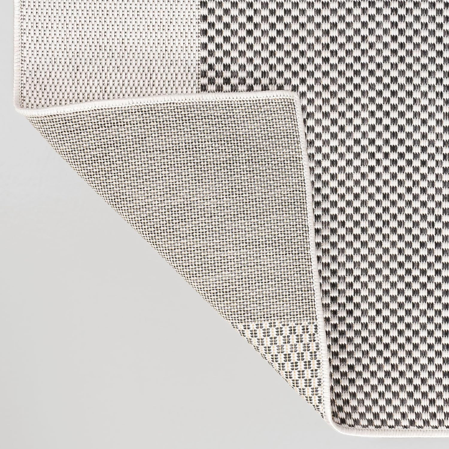 Modern Geometric 5×8 Area Rug – Cream/Black, Easy-Clean, Pet-Friendly