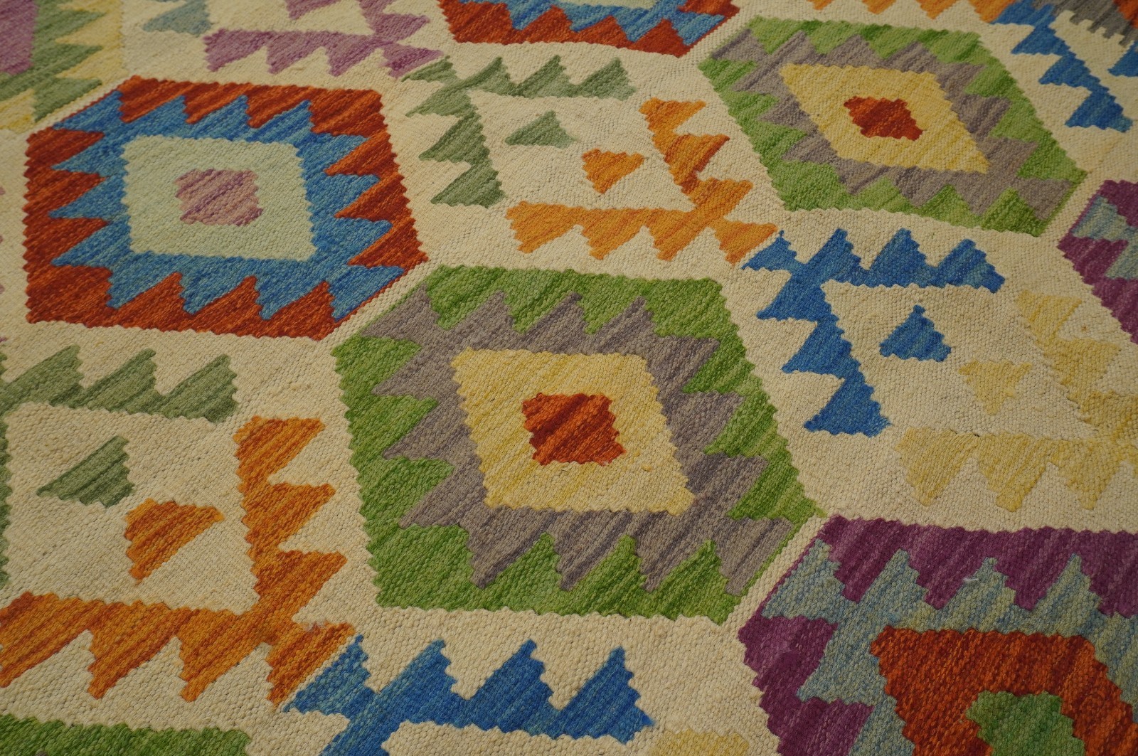 9×12 ft Beige Afghan Handmade Geometric Wool Kilim Area Rug (8’6″x11’5″)