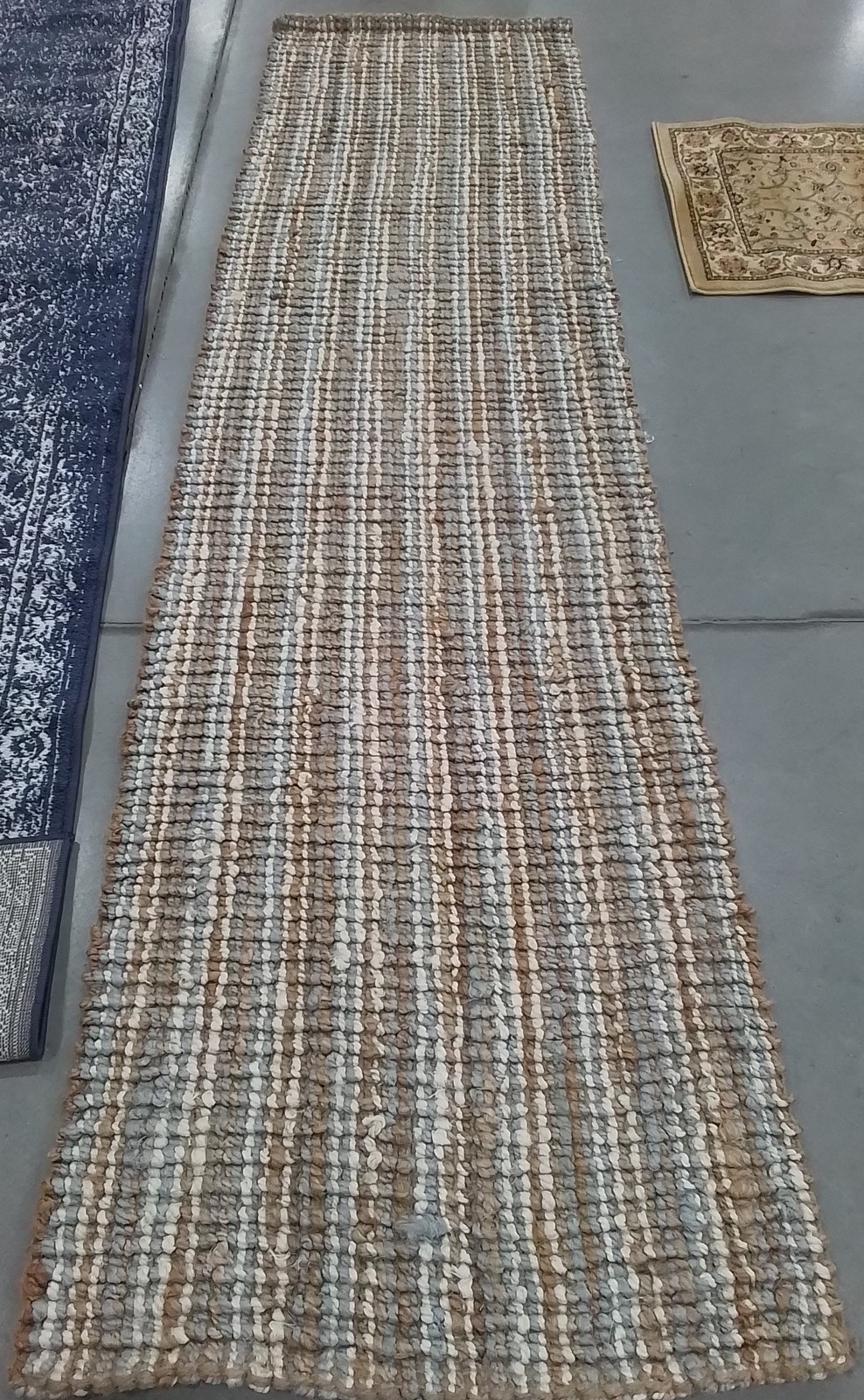 GREY / NATURAL 2′-6″ x 10′-0″ Flaw in Rug, Reduced Price 1172808487 NF447K-210