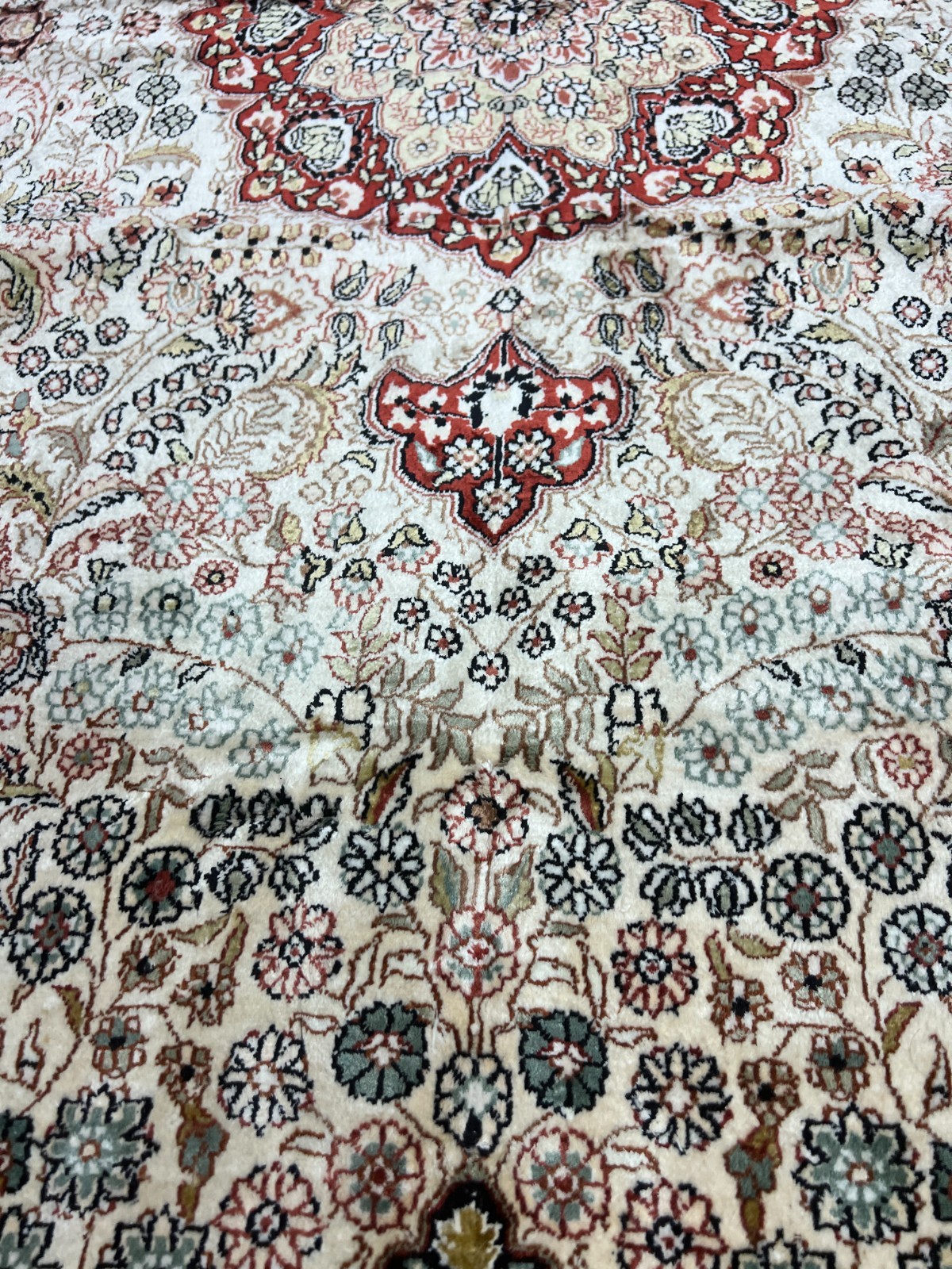 5’1″ x 8’1″ New Sino Chinese Oriental Rug – Full Pile – Hand Made- 100% Silk