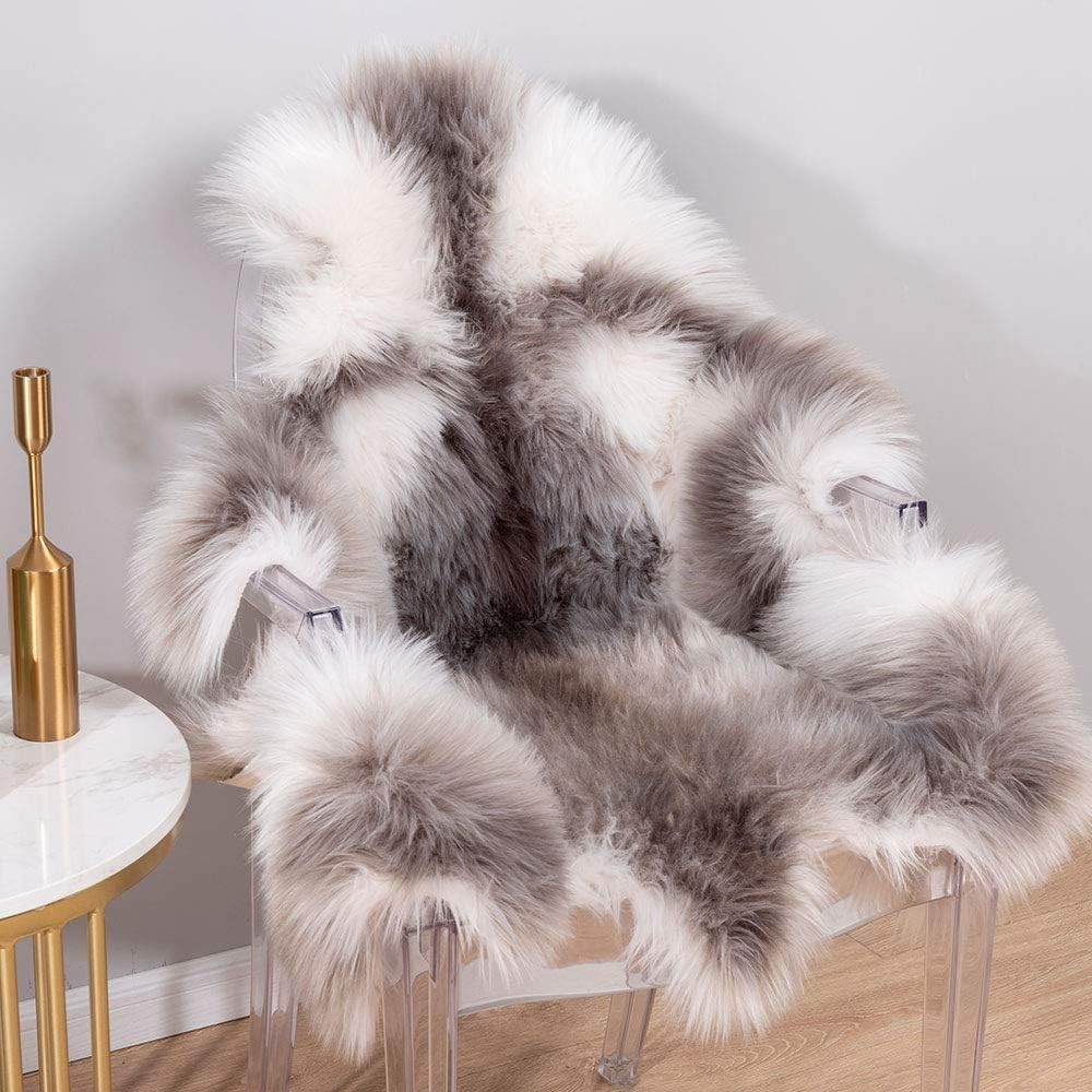 Soft Fur Rugs Fake Reindeer Hide Area Rug Fluffy Faux Fur Carpet for Bedroom Flo