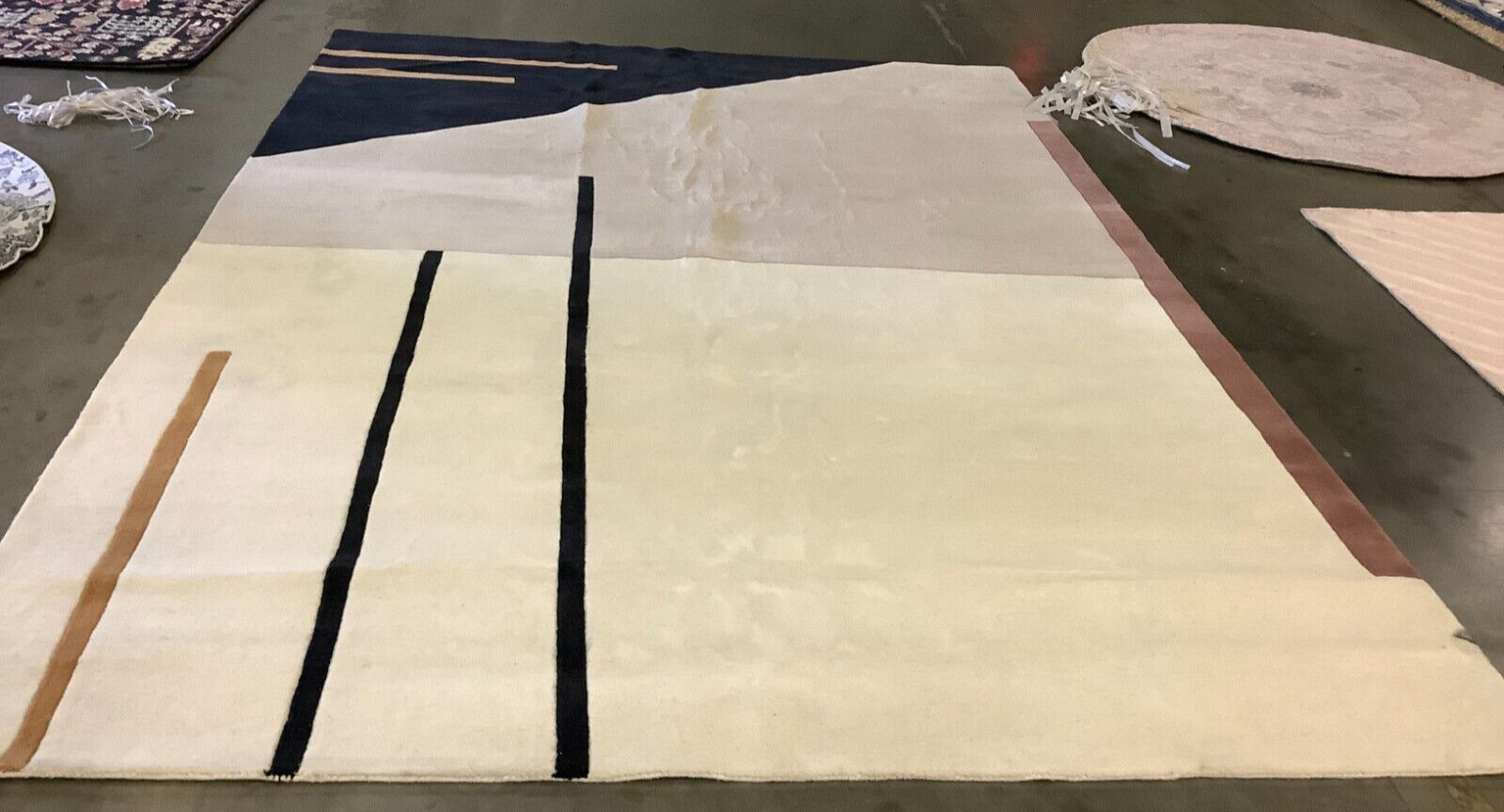 IVORY / BLACK 9′ X 12′ Flaw in Rug, Reduced Price 1172664292 FTV110A-9