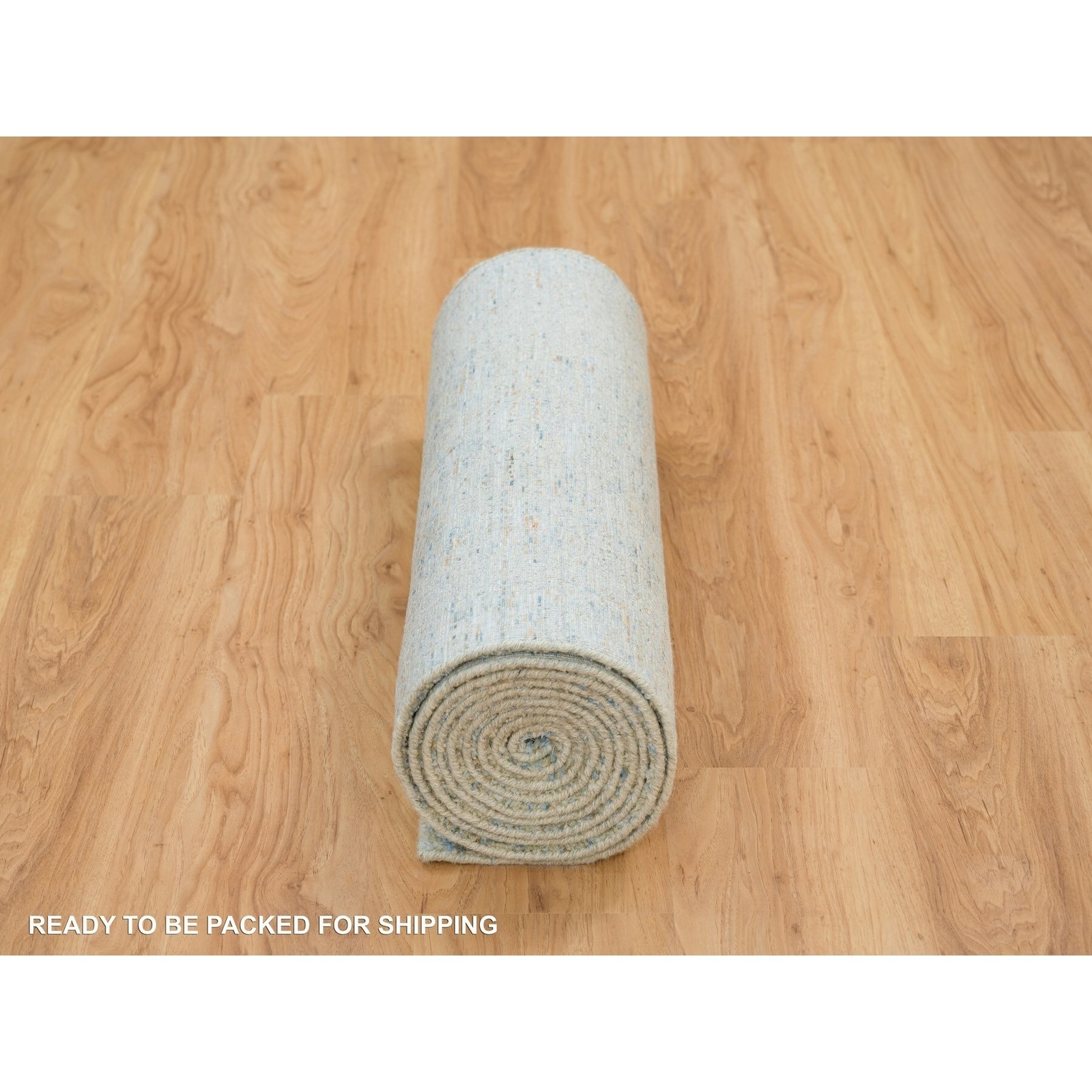 2’6″ x 12′ Gray Modern Jacquard Hand Loomed Wool and Silk Runner Rug R65193