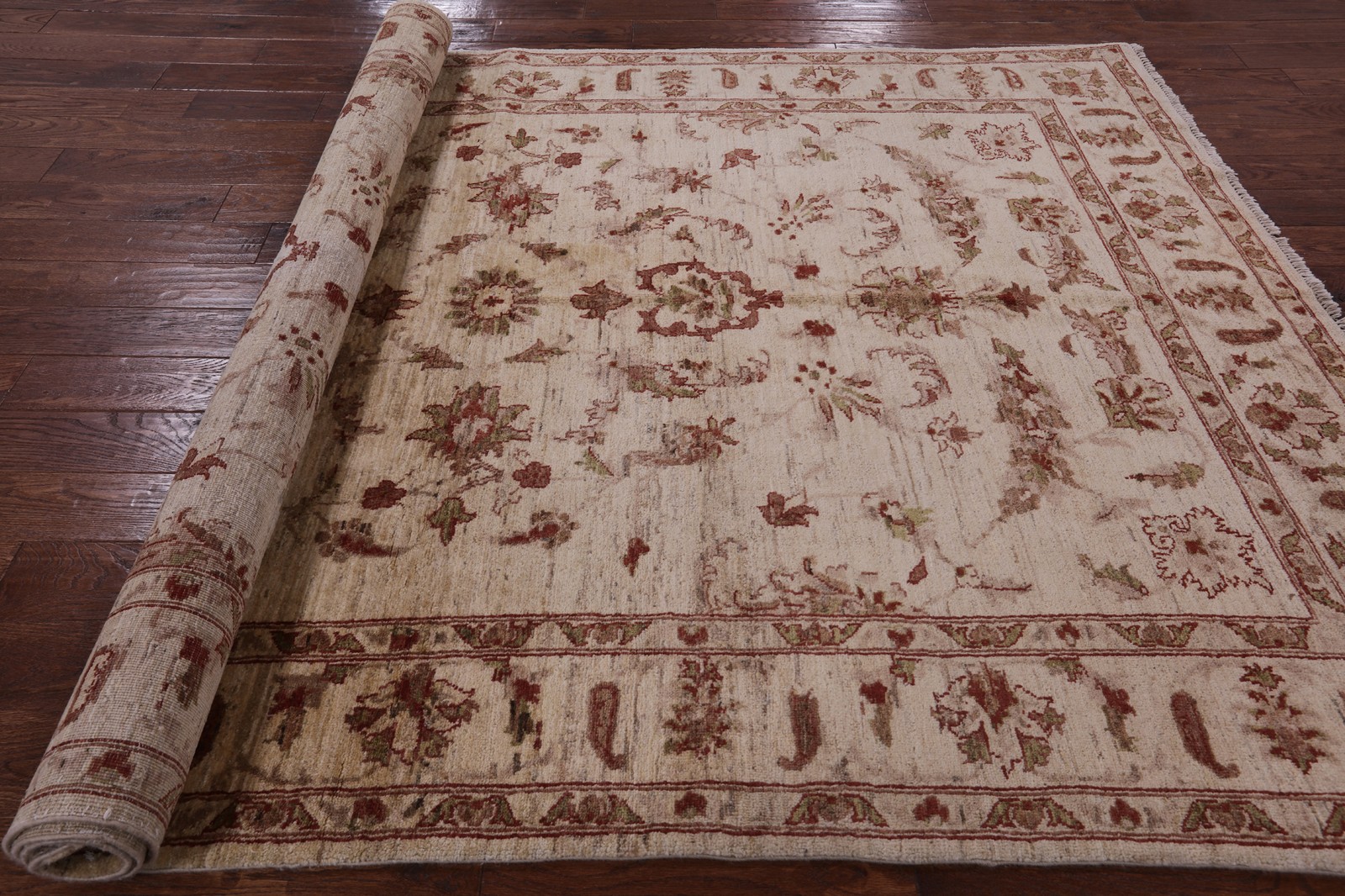 6′ 5″ X 9′ 8″ Peshawar Handmade Rug – P2113
