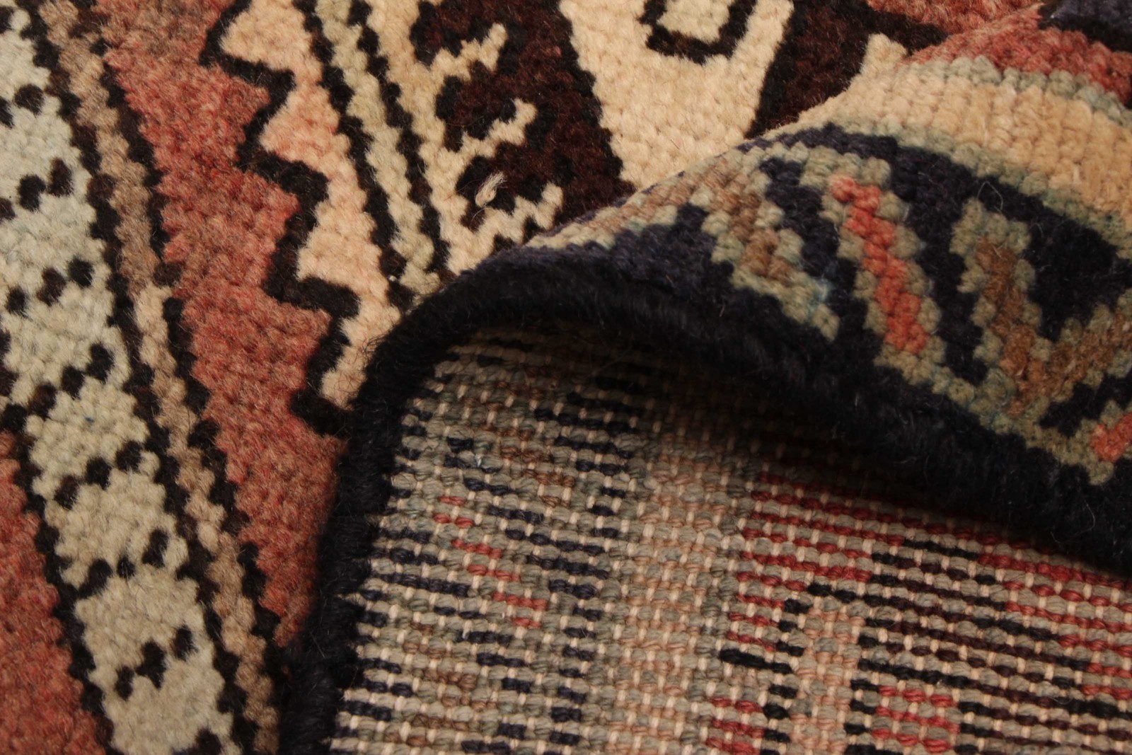 Vintage 3’3″ x 4’8″ Traditional Hand Knotted Vegetable Dye Wool Area Rug