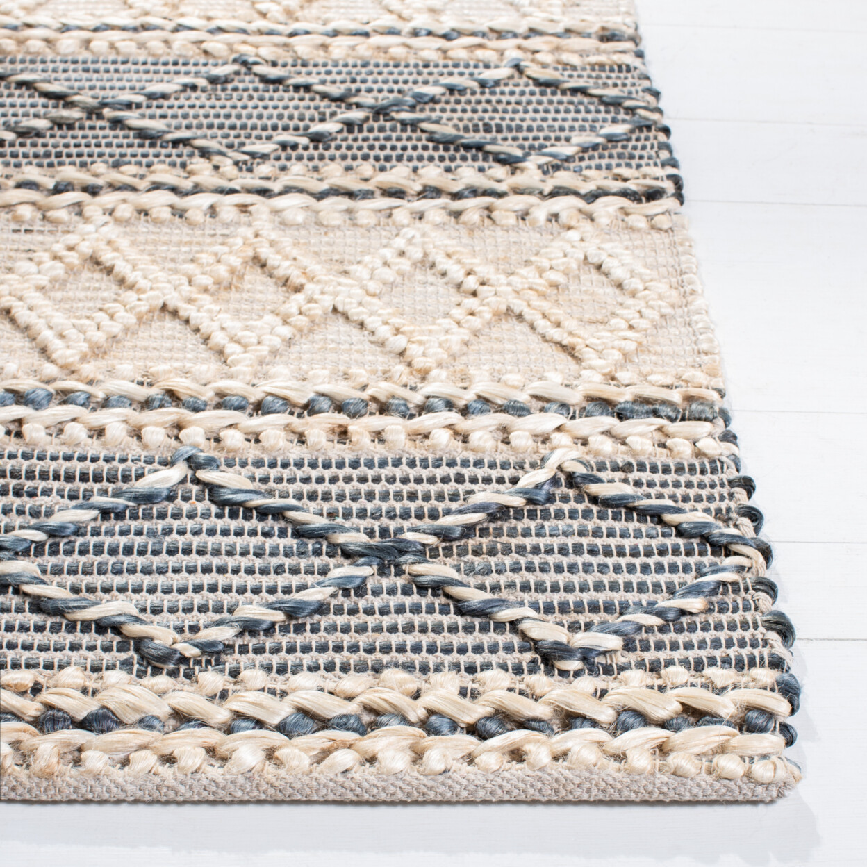 SAFAVIEH Natural Fiber NF375A Natural / Grey Rug