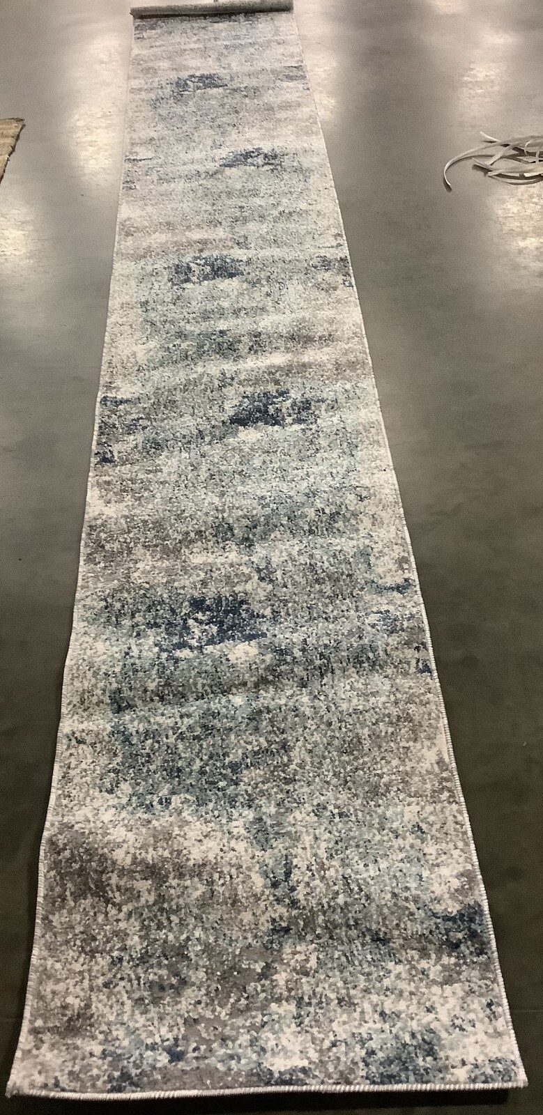 LIT BLUE / GREY 2′-0″ x 13′-0″ Flaw in Rug, Reduced Price 1172669568 ASN705M-213