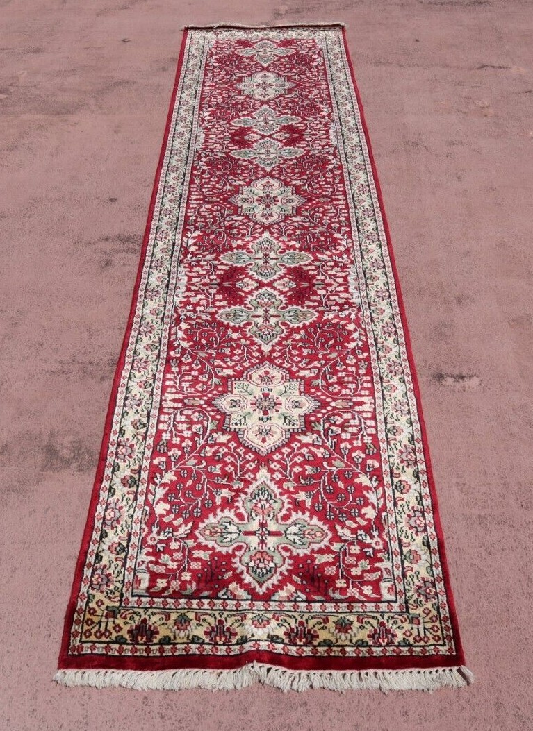 2’6″ x 10’7″ ft. Jammu Kashmir Hand Knotted Vegetable Dye Oriental Runner